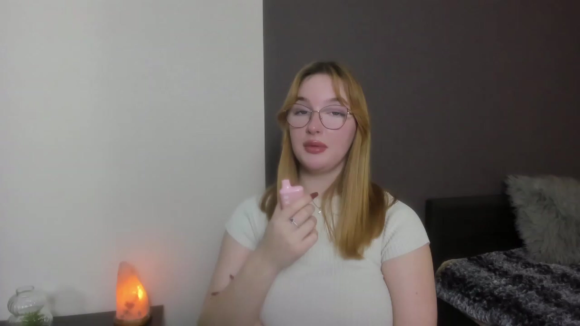 Gallery image thumbnail from AnaFoxy's myfreecams stream on, 12/12/2023, 12:13 image 20 of 20