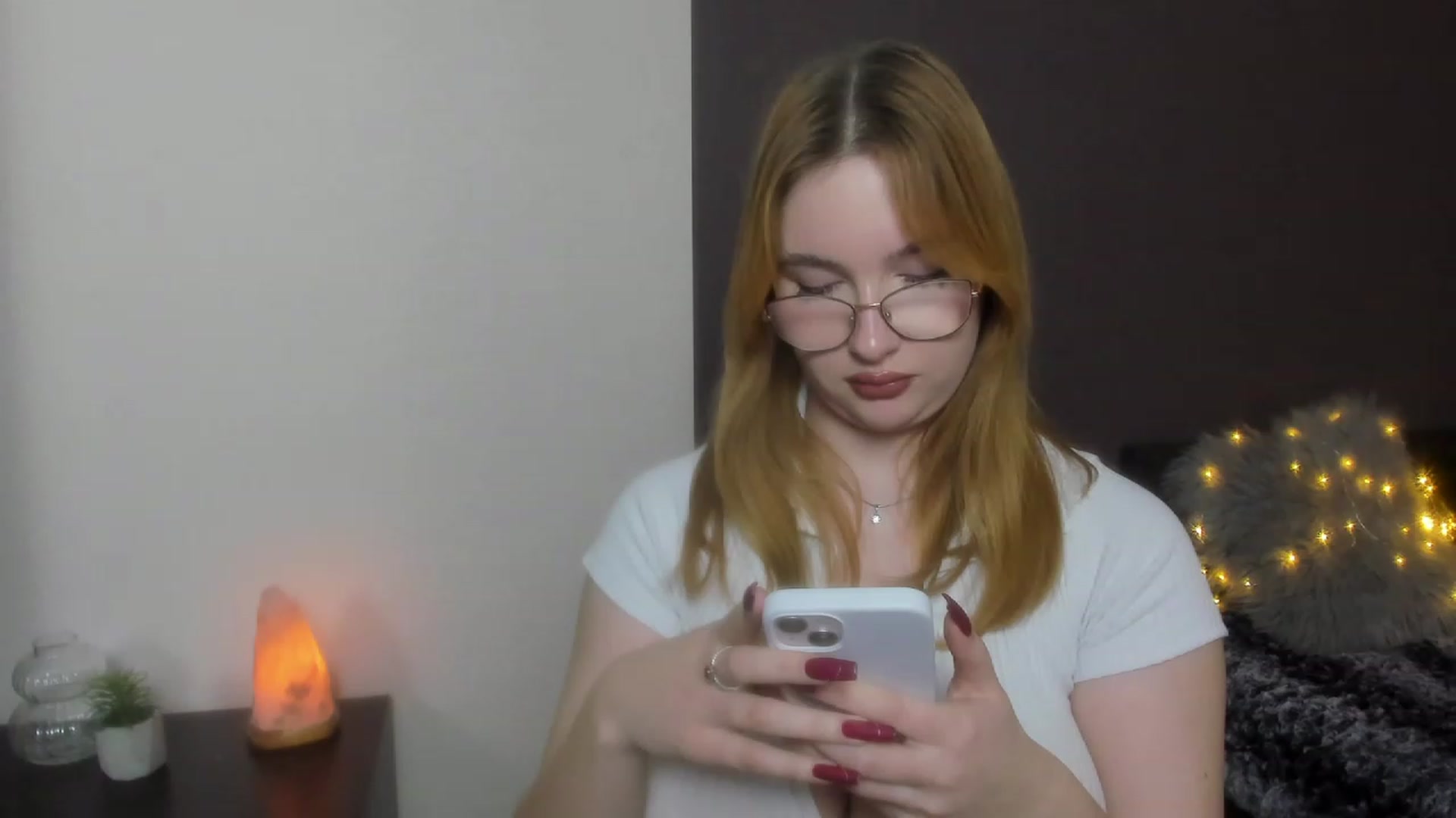 Gallery image thumbnail from AnaFoxy's myfreecams stream on, 12/13/2023, 11:54 image 13 of 20