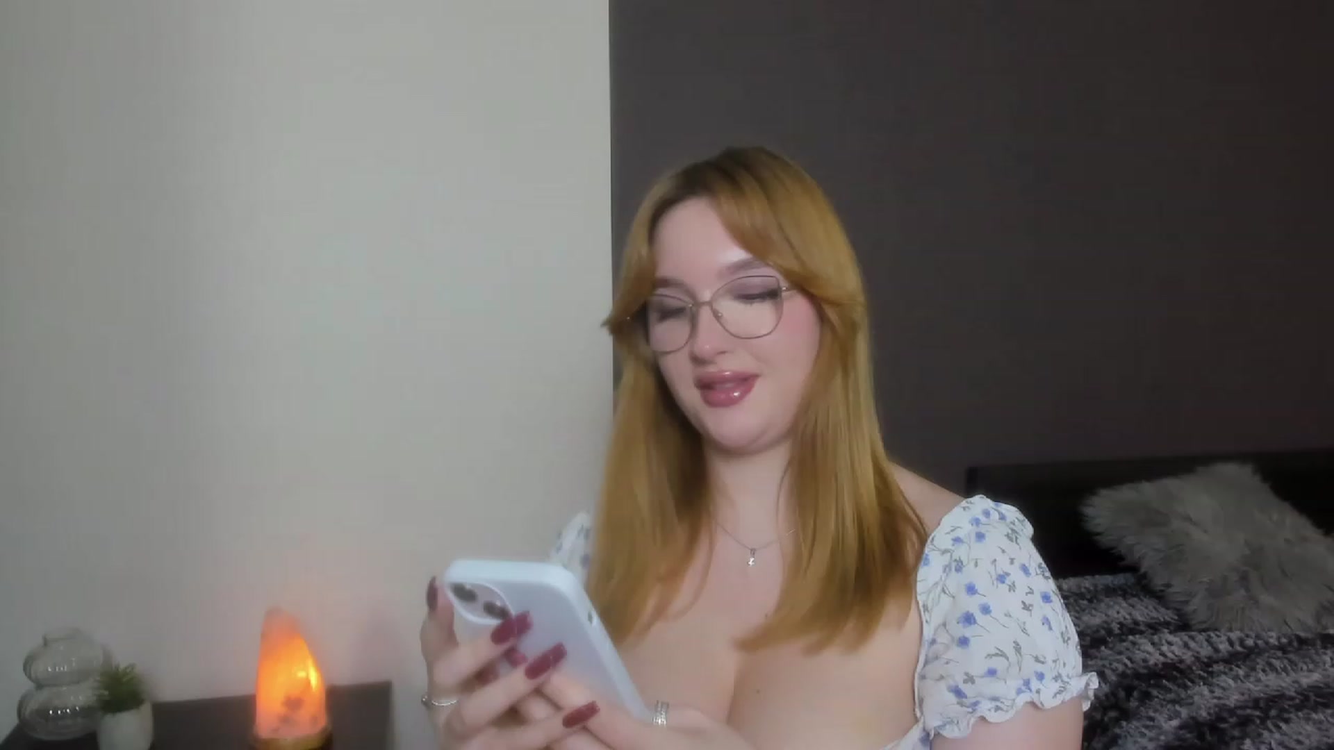 Gallery image thumbnail from AnaFoxy's myfreecams stream on, 12/14/2023, 13:41 image 8 of 20