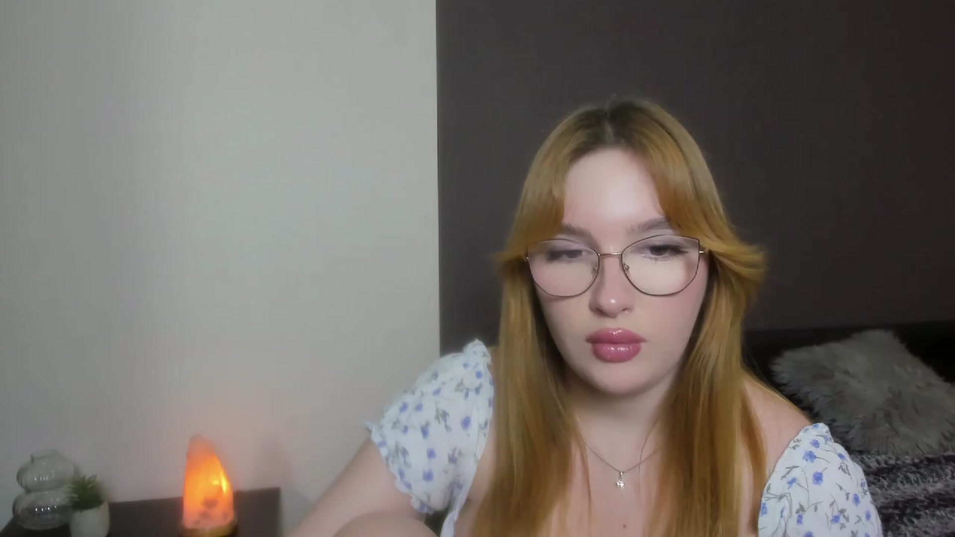 Gallery image thumbnail from AnaFoxy's myfreecams stream on, 12/14/2023, 13:41 image 5 of 20