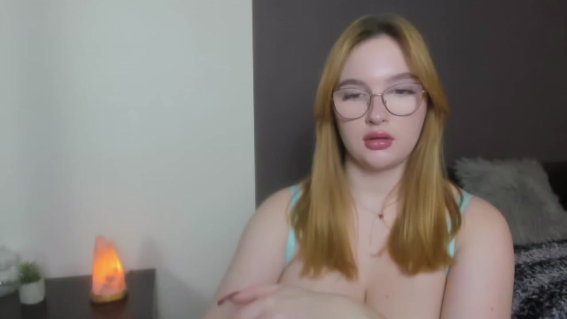 Gallery image thumbnail from AnaFoxy's myfreecams stream on, 12/15/2023, 11:41 image 11 of 20