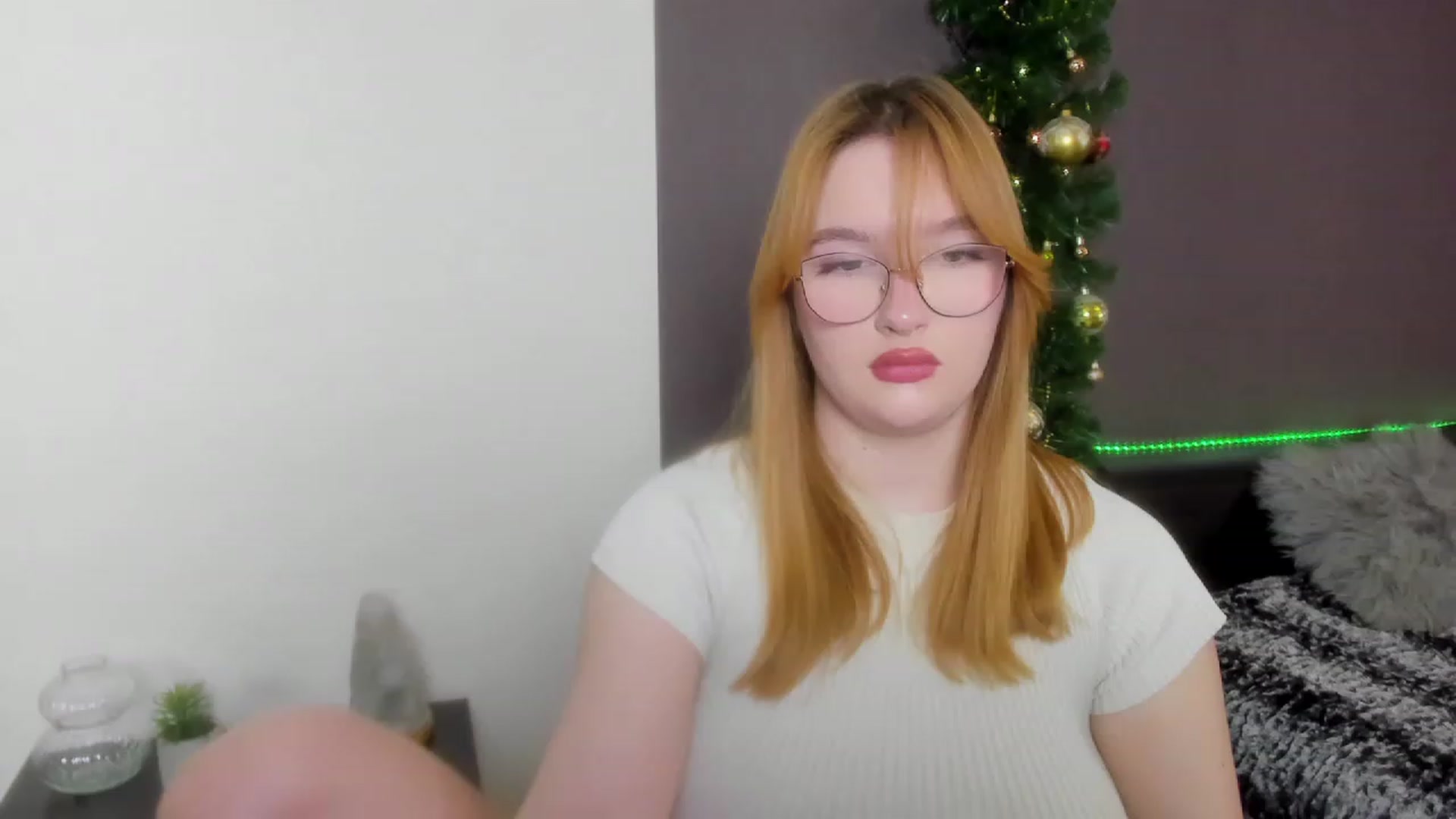 Gallery image thumbnail from AnaFoxy's myfreecams stream on, 12/18/2023, 11:23 image 20 of 20
