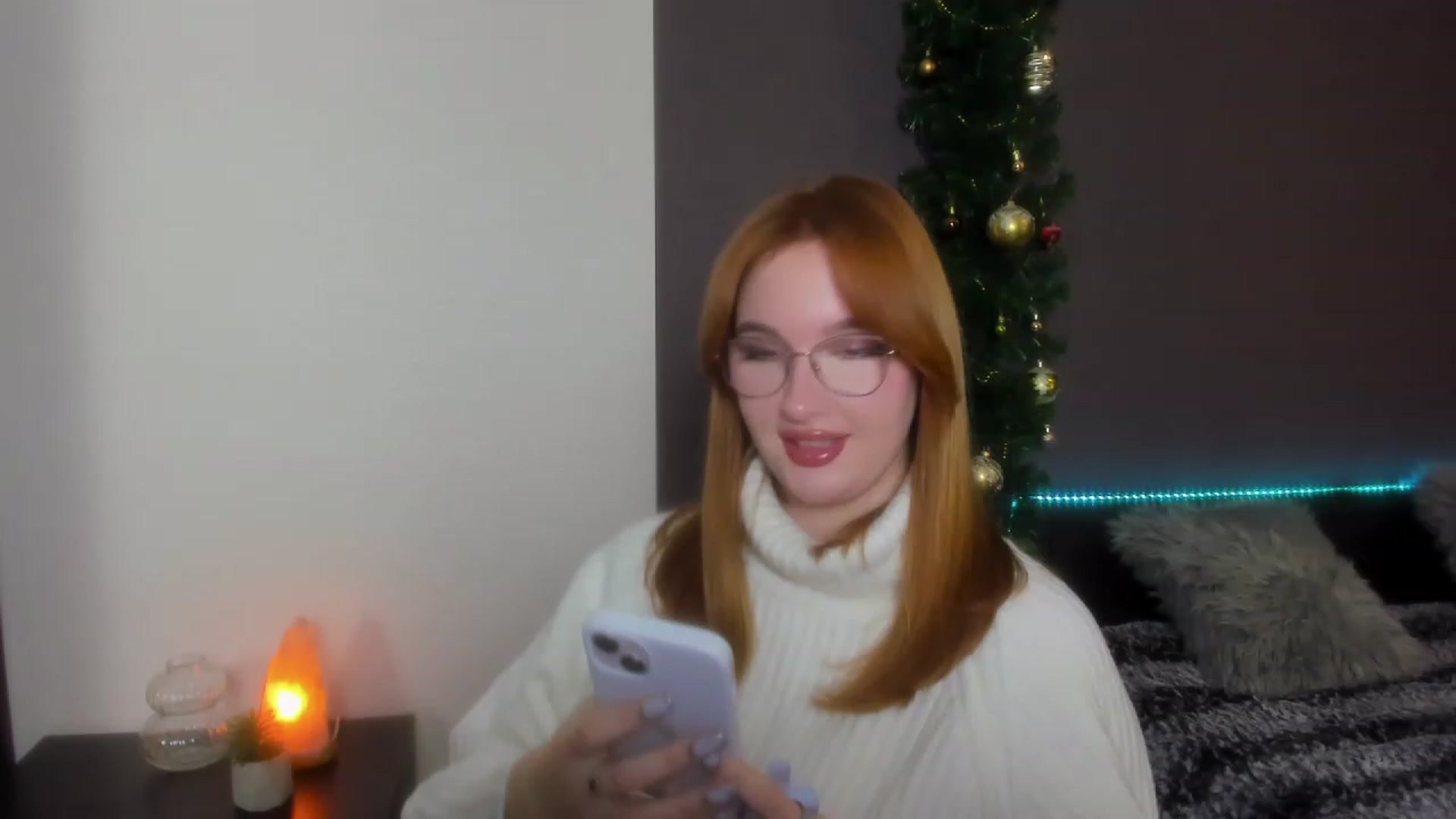 Gallery image thumbnail from AnaFoxy's myfreecams stream on, 12/29/2023, 10:16 image 13 of 20
