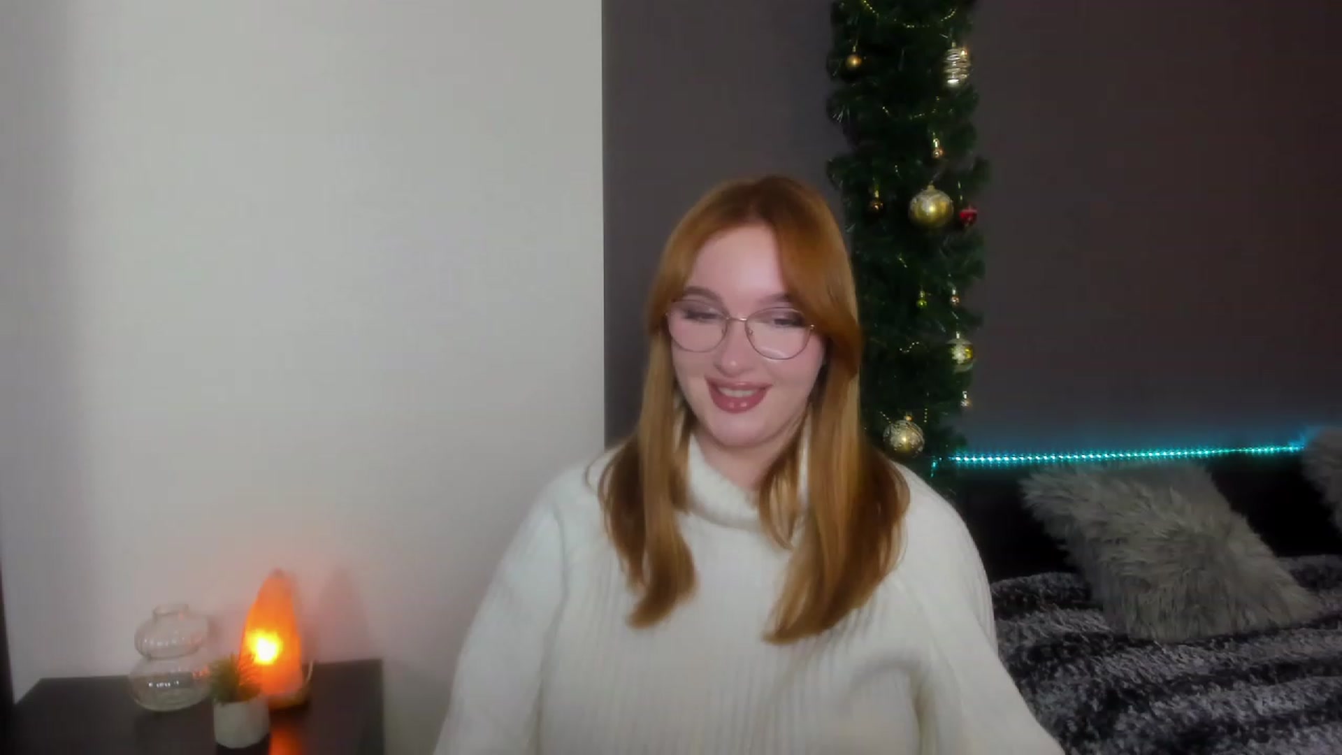 Gallery image thumbnail from AnaFoxy's myfreecams stream on, 12/29/2023, 10:16 image 20 of 20