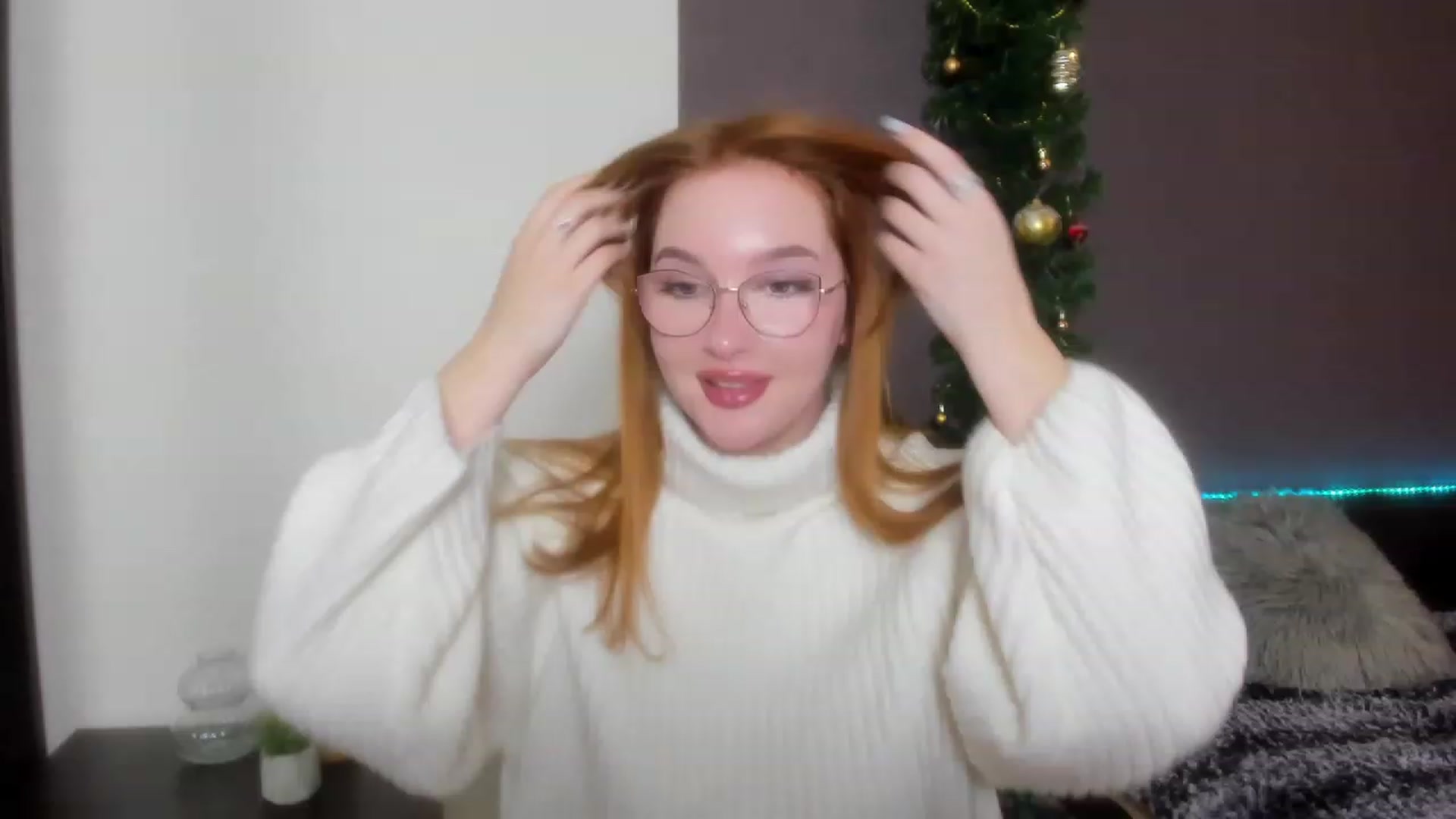 Gallery image thumbnail from AnaFoxy's myfreecams stream on, 12/29/2023, 14:35 image 10 of 20