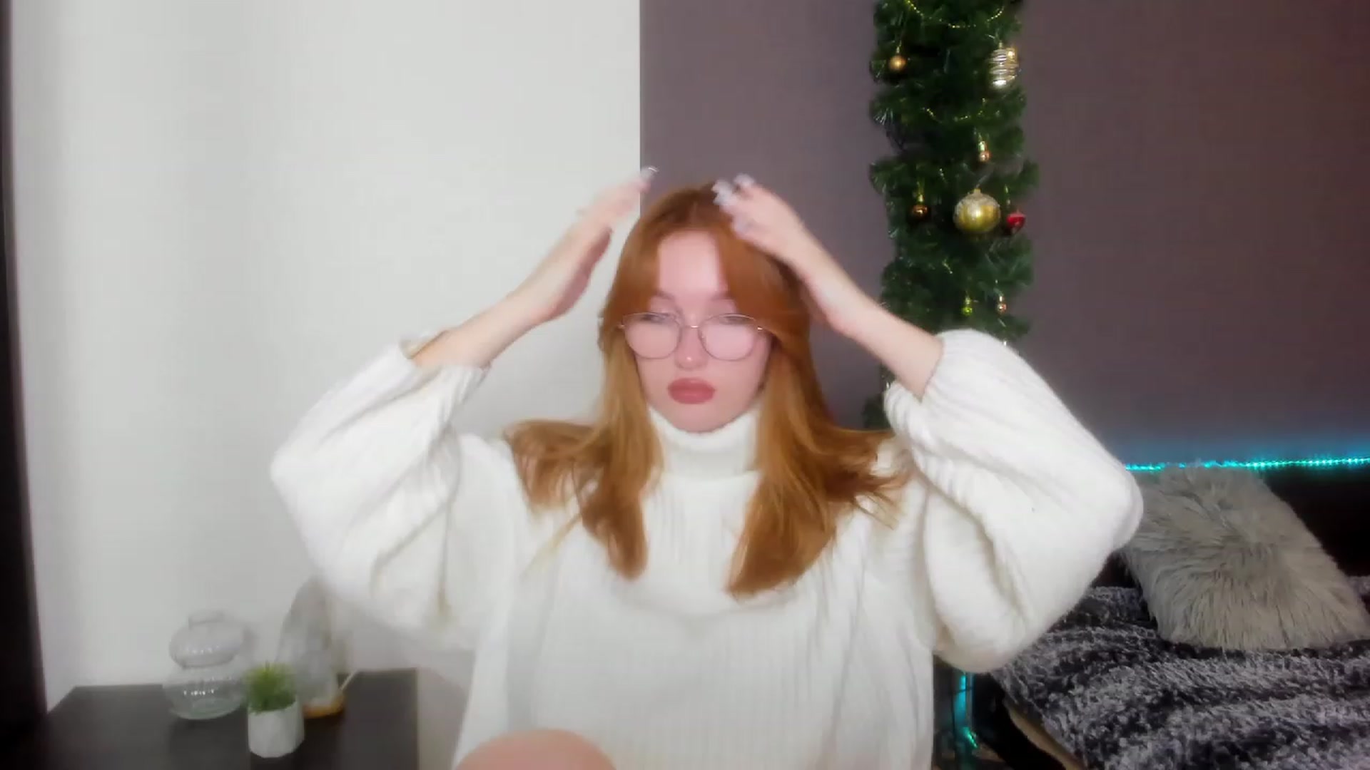 Gallery image thumbnail from AnaFoxy's myfreecams stream on, 12/29/2023, 14:35 image 14 of 20