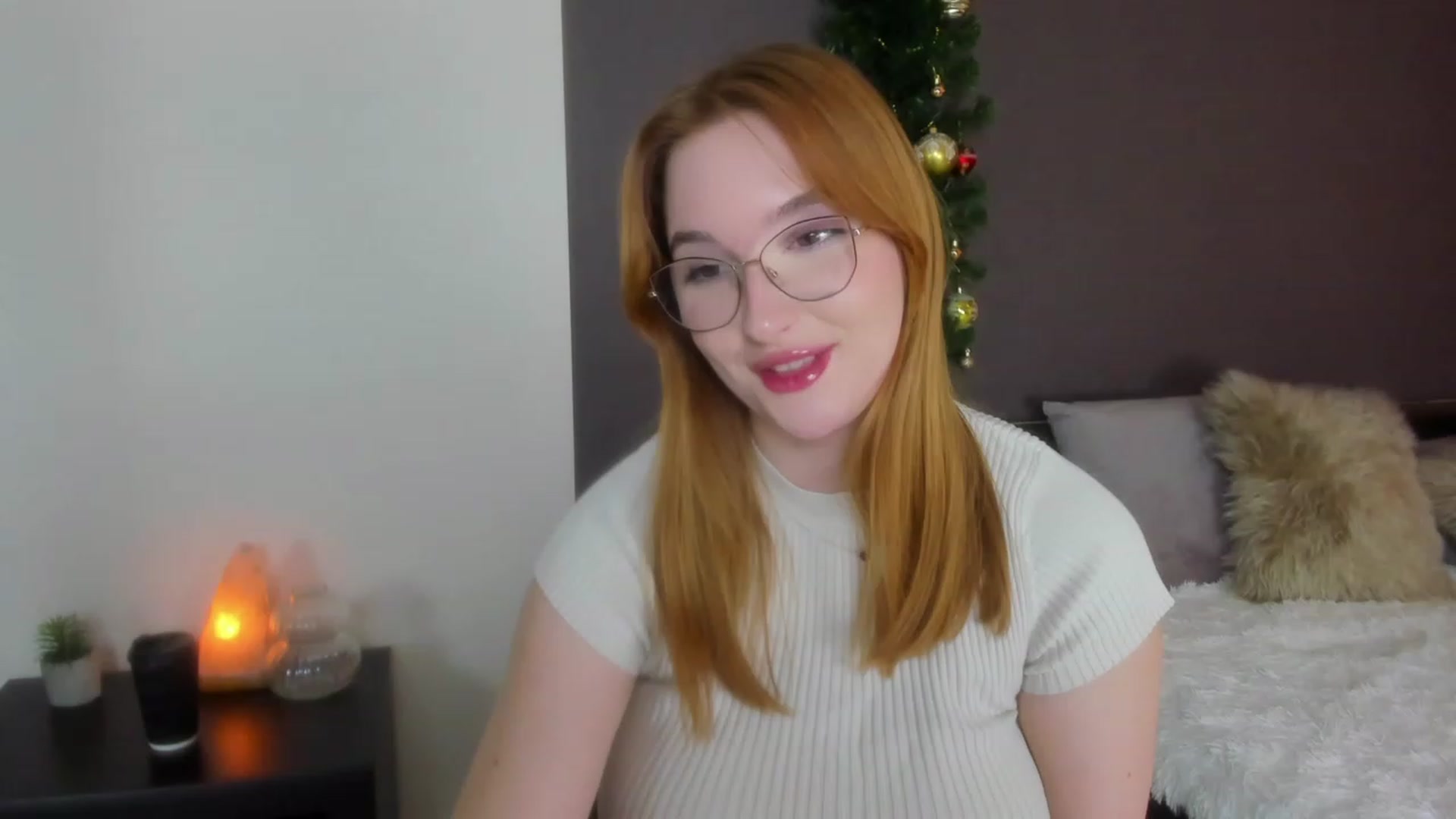 Gallery image thumbnail from AnaFoxy's myfreecams stream on, 01/09/2024, 11:10 image 1 of 20