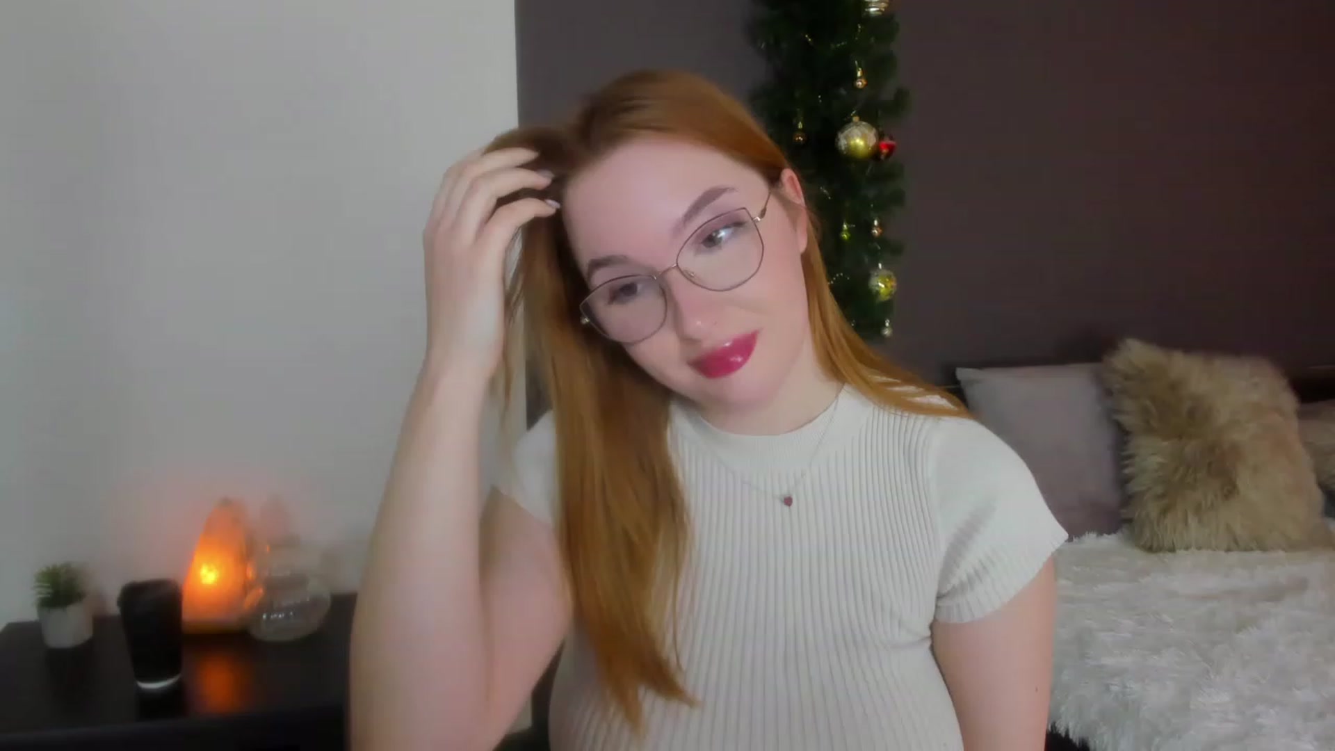 Gallery image thumbnail from AnaFoxy's myfreecams stream on, 01/09/2024, 11:10 image 4 of 20