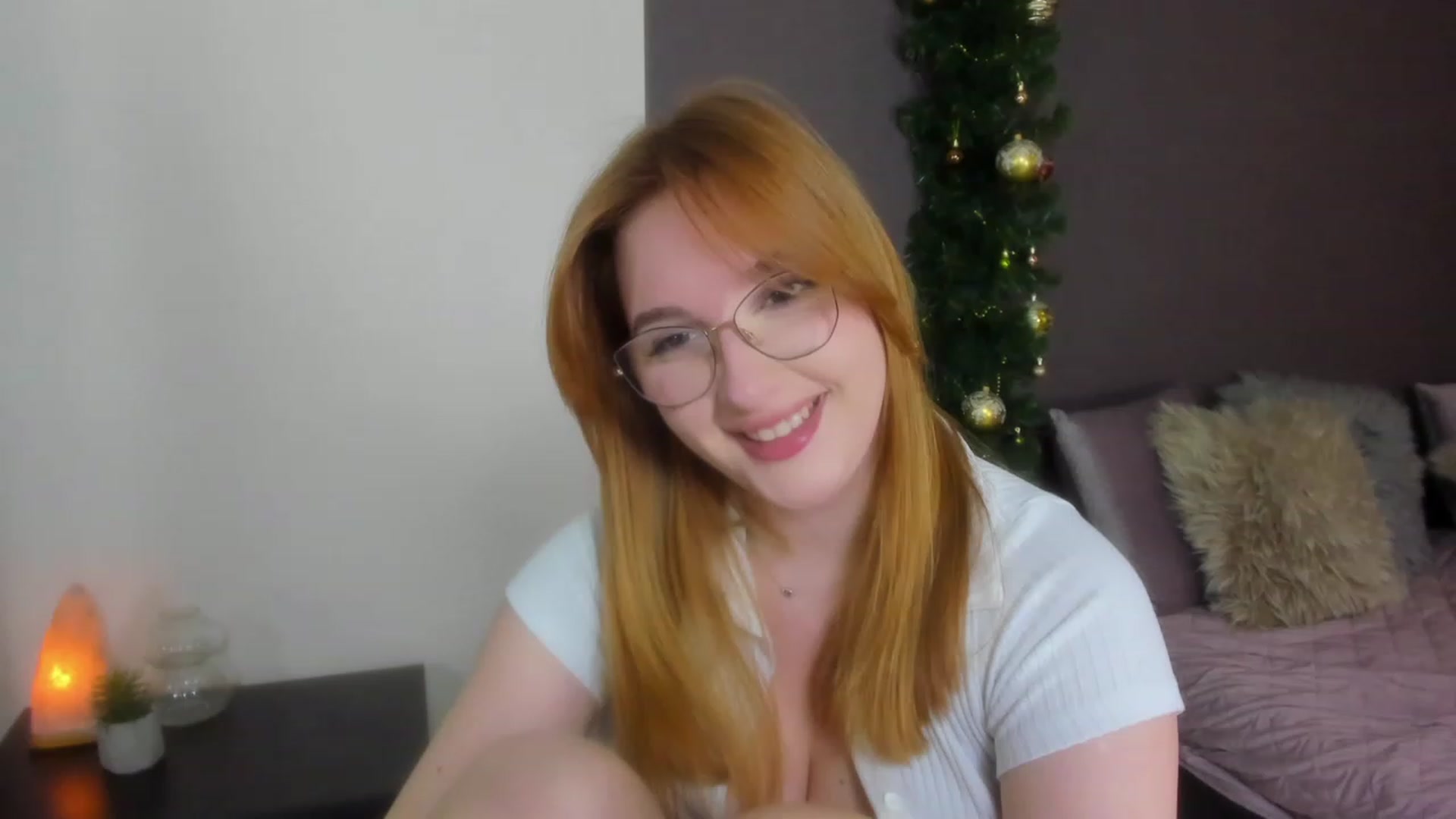 Gallery image thumbnail from AnaFoxy's myfreecams stream on, 01/11/2024, 10:30 image 4 of 20