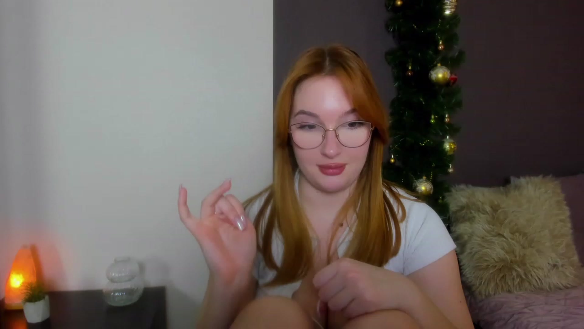 Gallery image thumbnail from AnaFoxy's myfreecams stream on, 01/14/2024, 11:32 image 1 of 20