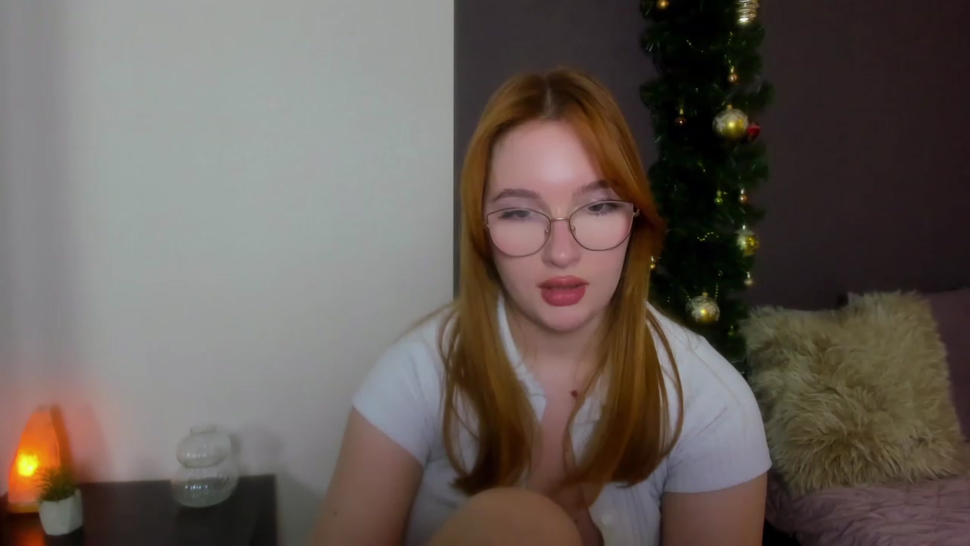 Gallery image thumbnail from AnaFoxy's myfreecams stream on, 01/14/2024, 11:32 image 8 of 20