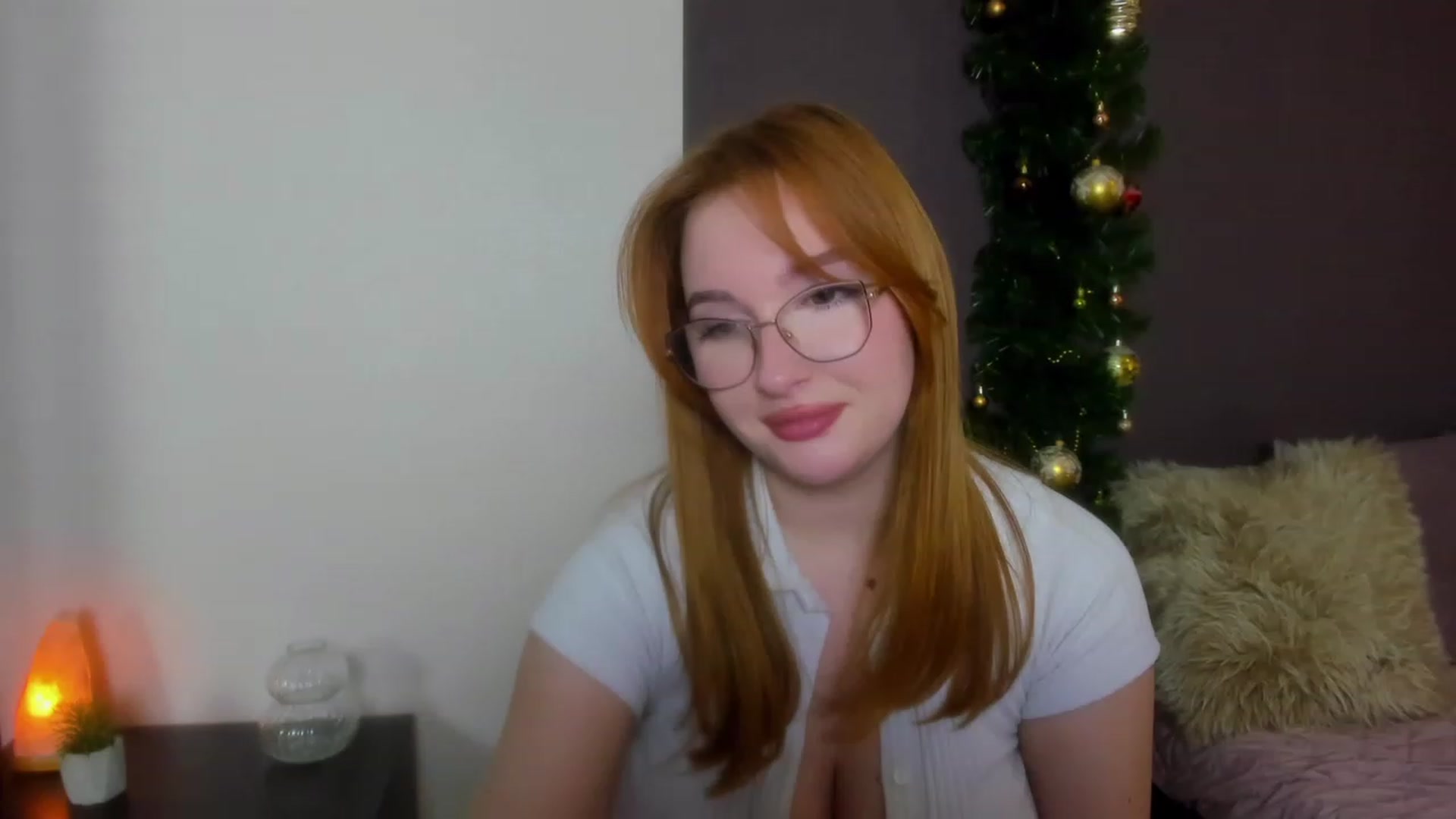 Gallery image thumbnail from AnaFoxy's myfreecams stream on, 01/14/2024, 11:32 image 12 of 20