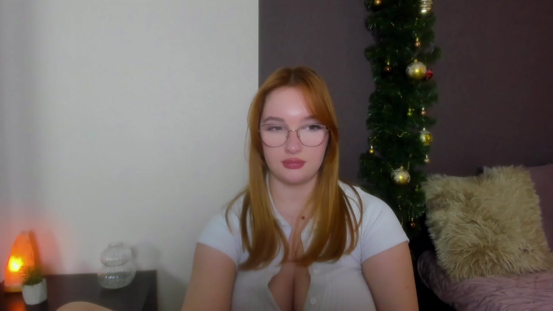 Gallery image thumbnail from AnaFoxy's myfreecams stream on, 01/14/2024, 11:32 image 18 of 20