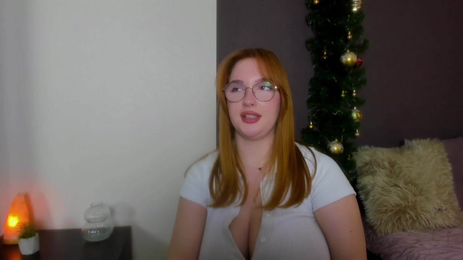 Gallery image thumbnail from AnaFoxy's myfreecams stream on, 01/14/2024, 11:32 image 20 of 20