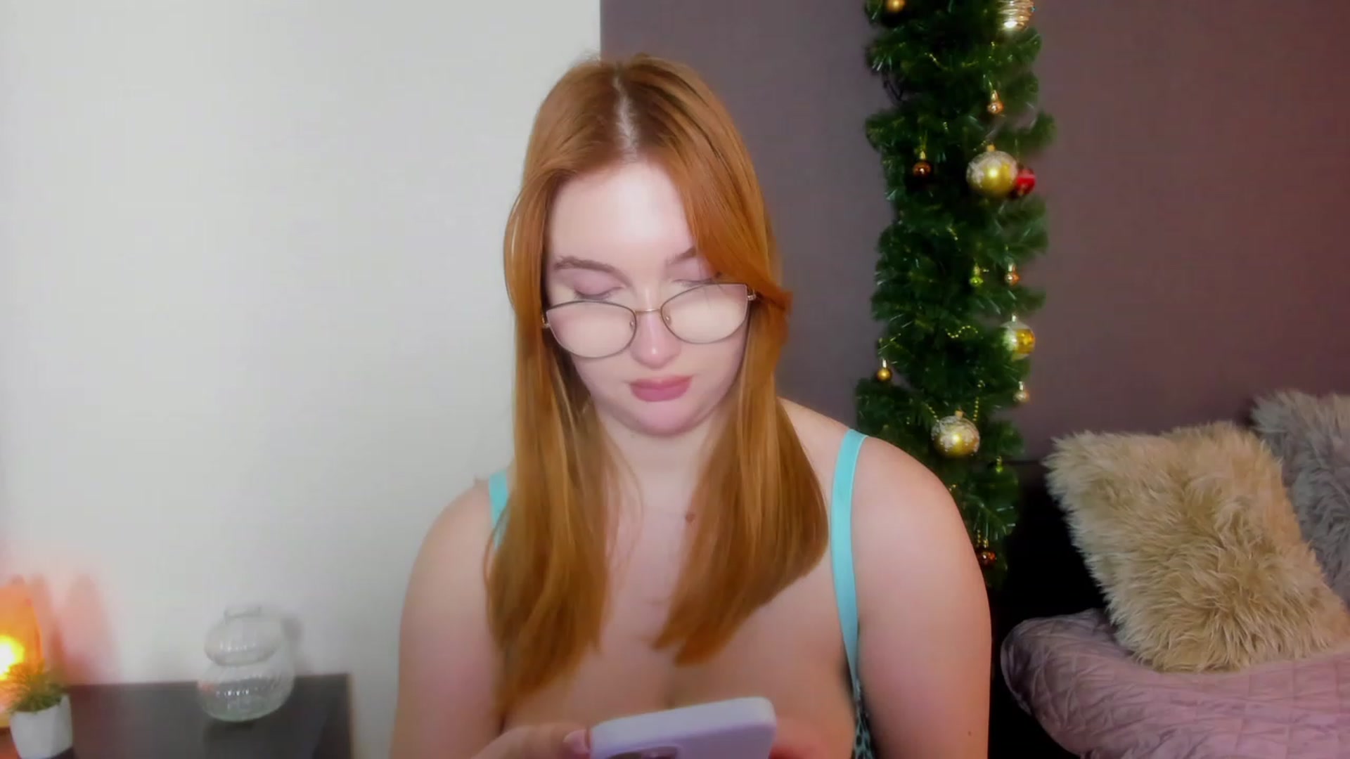 Gallery image thumbnail from AnaFoxy's myfreecams stream on, 01/15/2024, 12:03 image 3 of 20