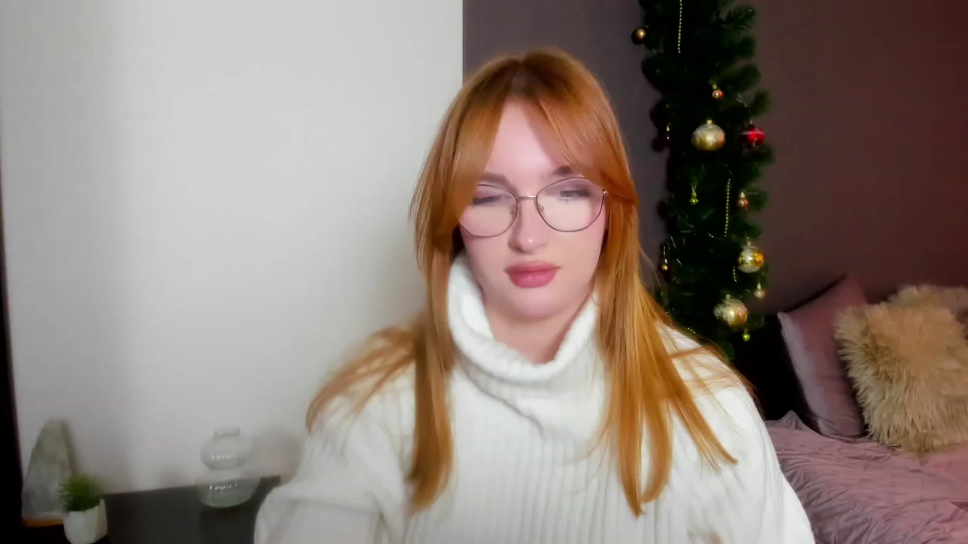 Gallery image thumbnail from AnaFoxy's myfreecams stream on, 01/16/2024, 12:29 image 16 of 20