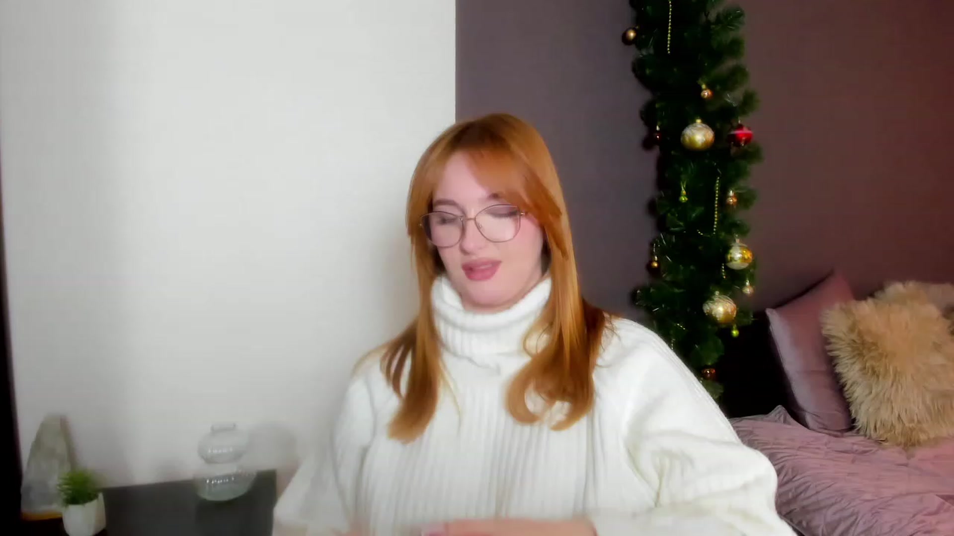 Gallery image thumbnail from AnaFoxy's myfreecams stream on, 01/16/2024, 12:29 image 18 of 20