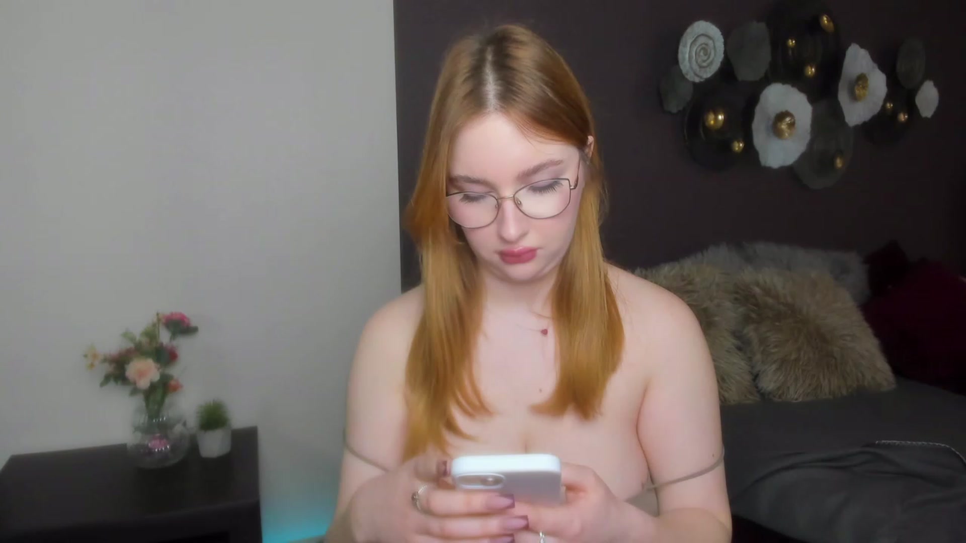 Gallery image thumbnail from AnaFoxy's myfreecams stream on, 02/15/2024, 09:30 image 13 of 20