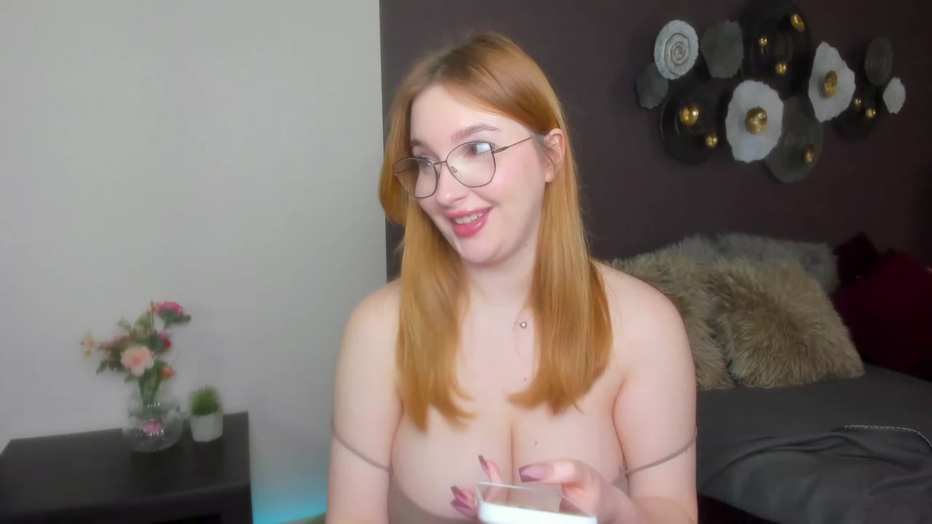 Gallery image thumbnail from AnaFoxy's myfreecams stream on, 02/15/2024, 09:30 image 5 of 20