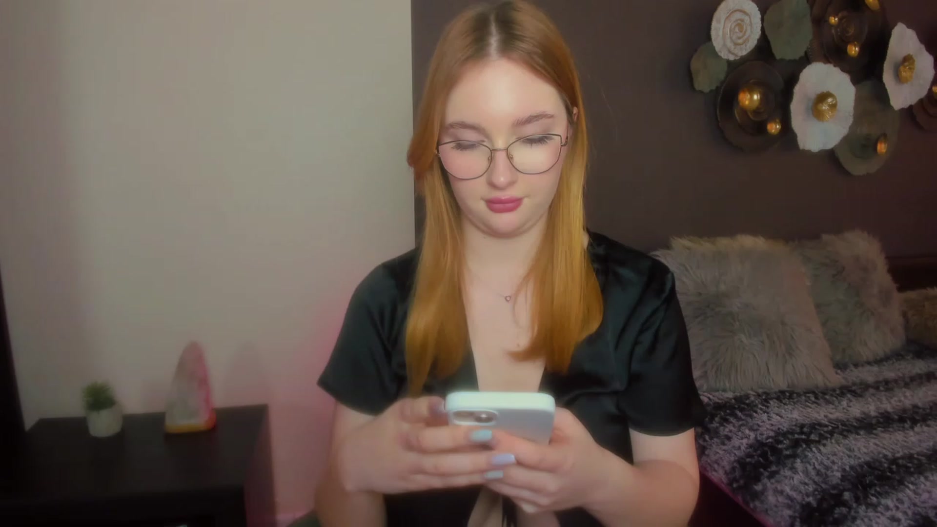 Gallery image thumbnail from AnaFoxy's myfreecams stream on, 02/22/2024, 11:11 image 3 of 20