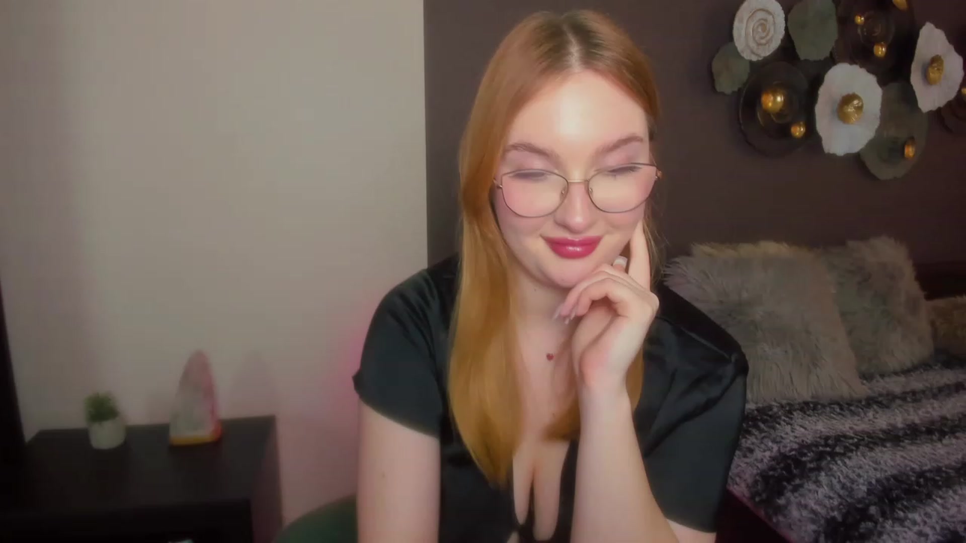 Gallery image thumbnail from AnaFoxy's myfreecams stream on, 02/22/2024, 11:11 image 15 of 20