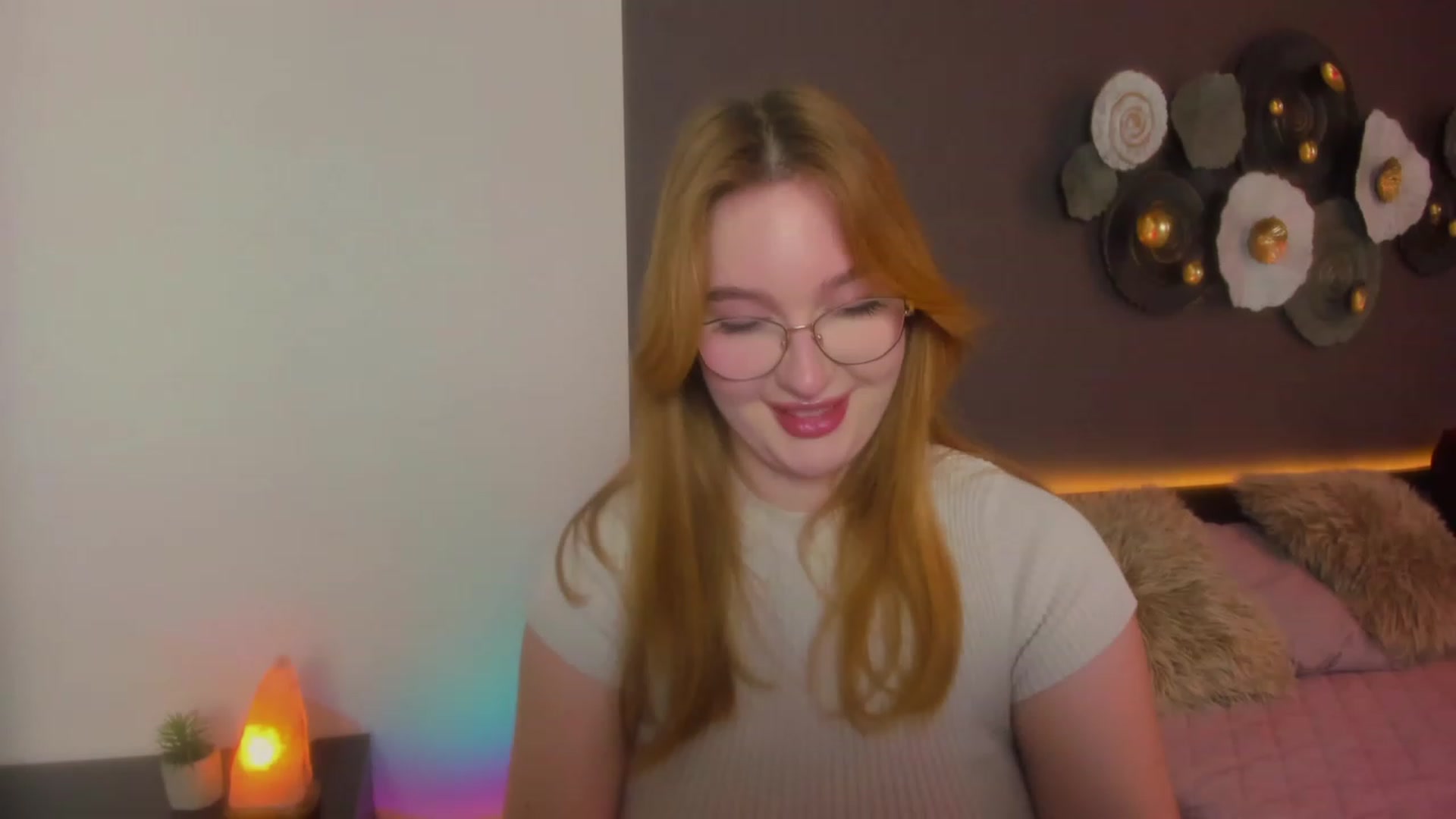 Gallery image thumbnail from AnaFoxy's myfreecams stream on, 03/02/2024, 10:18 image 1 of 20