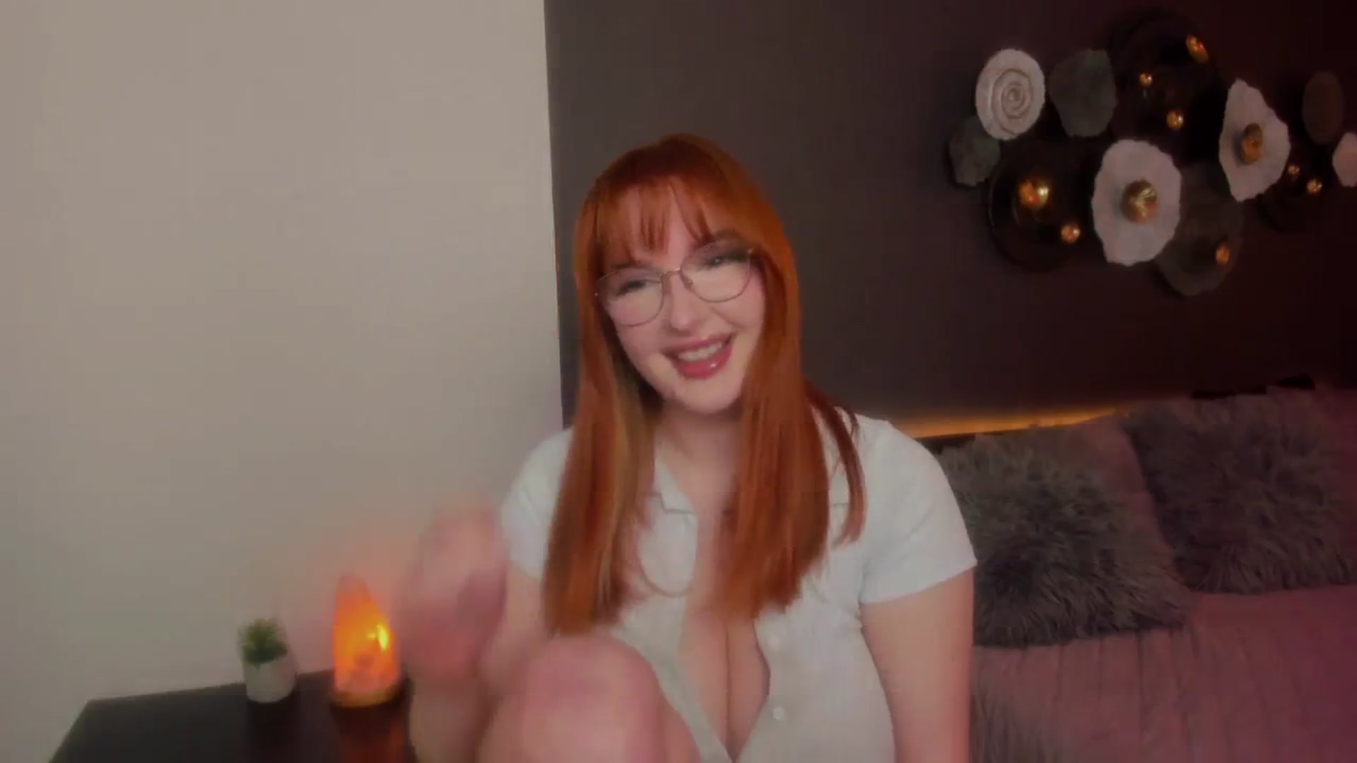 Gallery image thumbnail from AnaFoxy's myfreecams stream on, 03/08/2024, 09:31 image 2 of 20