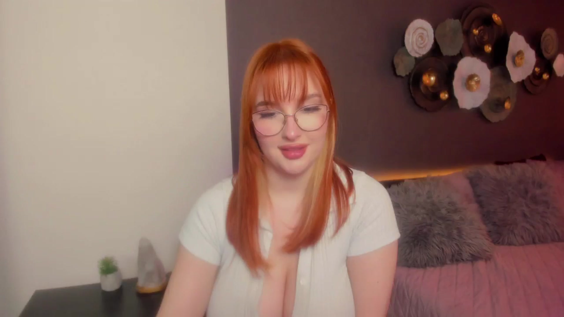 Gallery image thumbnail from AnaFoxy's myfreecams stream on, 03/08/2024, 11:15 image 15 of 20