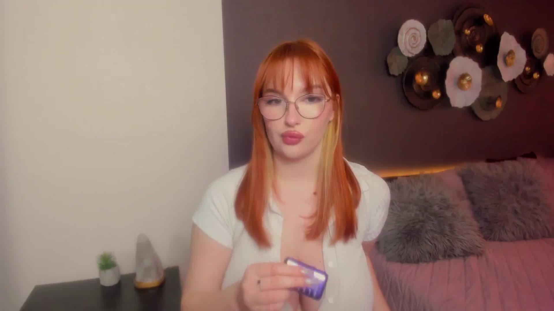 Gallery image thumbnail from AnaFoxy's myfreecams stream on, 03/08/2024, 11:15 image 2 of 20