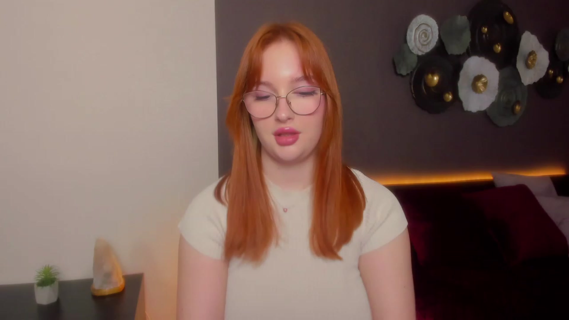 Gallery image thumbnail from AnaFoxy's myfreecams stream on, 03/13/2024, 08:56 image 19 of 20