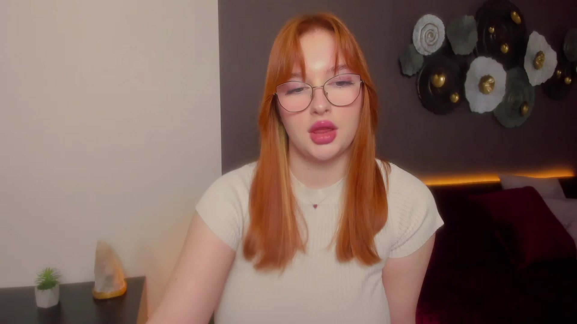 Gallery image thumbnail from AnaFoxy's myfreecams stream on, 03/13/2024, 08:56 image 1 of 20