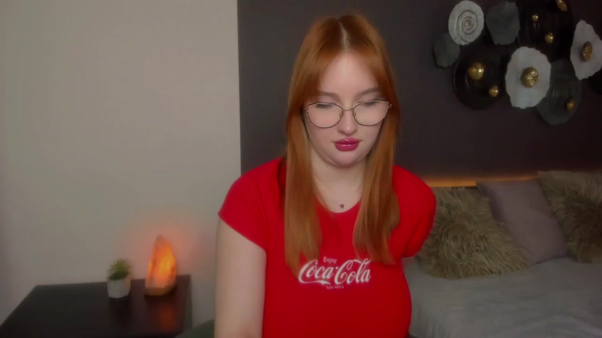 Gallery image thumbnail from AnaFoxy's myfreecams stream on, 03/21/2024, 11:09 image 2 of 20