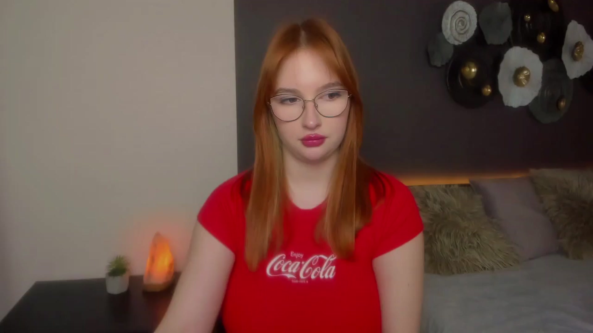 Gallery image thumbnail from AnaFoxy's myfreecams stream on, 03/21/2024, 11:09 image 18 of 20