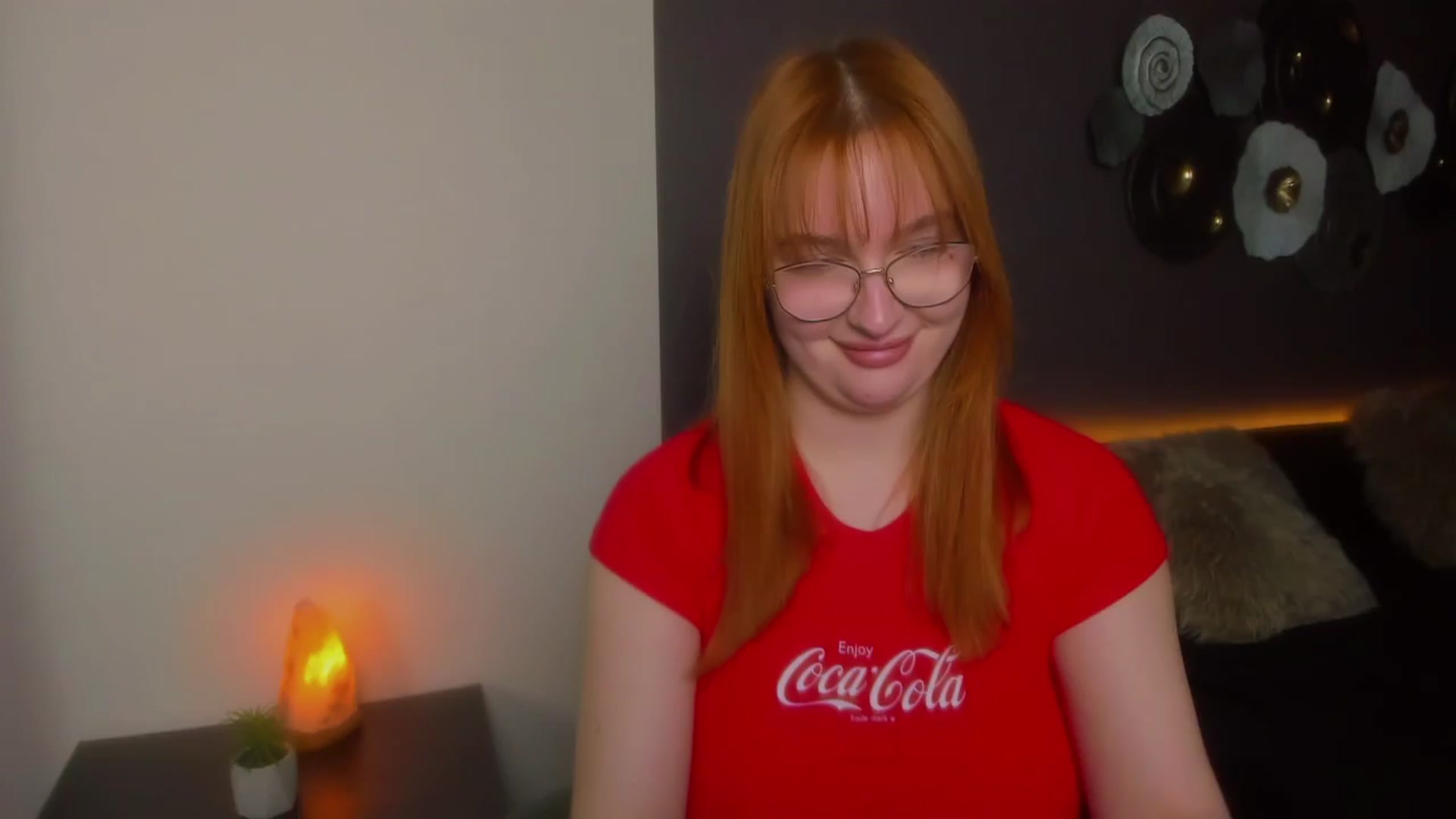 Gallery image thumbnail from AnaFoxy's myfreecams stream on, 03/29/2024, 09:45 image 15 of 20