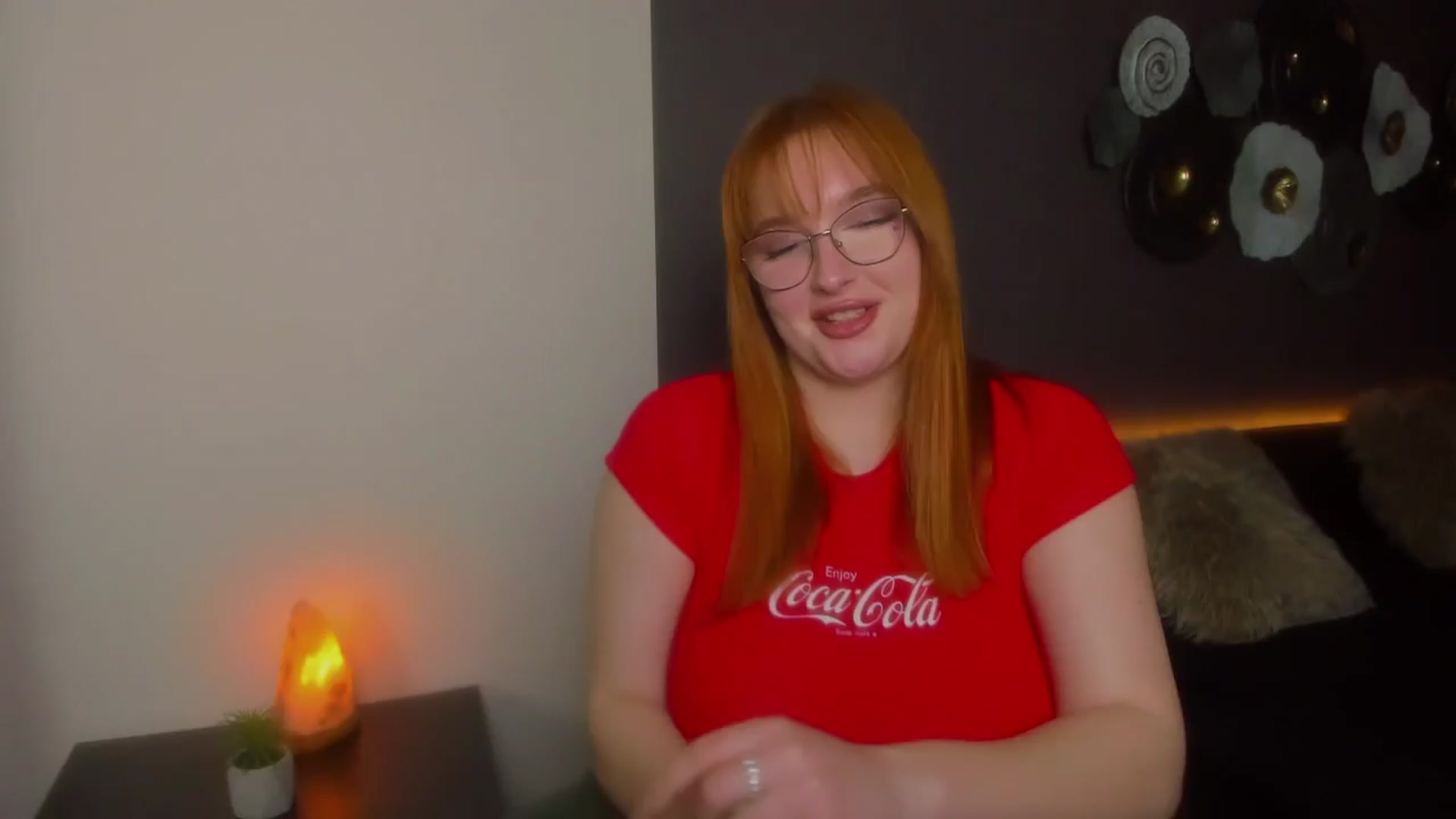 Gallery image thumbnail from AnaFoxy's myfreecams stream on, 03/29/2024, 09:45 image 6 of 20