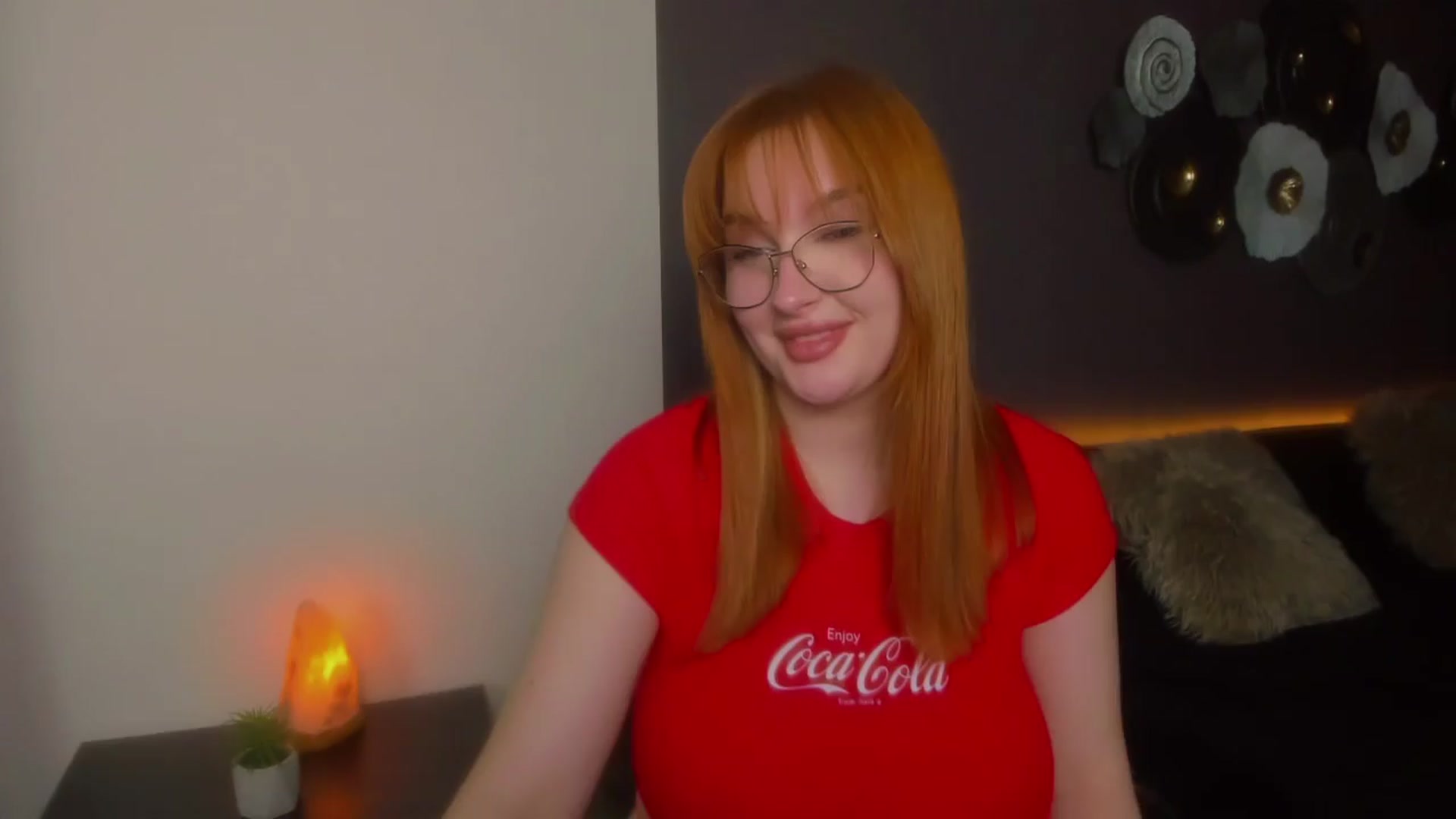 Gallery image thumbnail from AnaFoxy's myfreecams stream on, 03/29/2024, 09:45 image 12 of 20