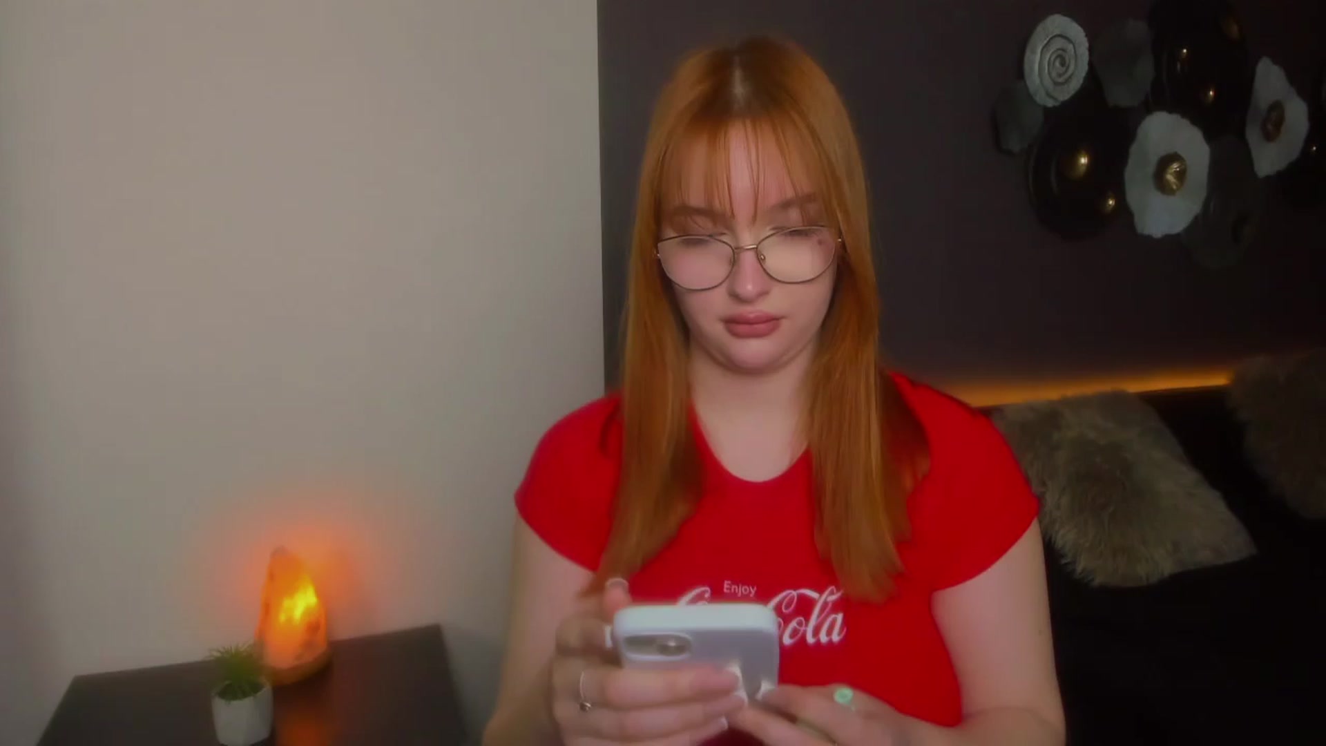 Gallery image thumbnail from AnaFoxy's myfreecams stream on, 03/29/2024, 09:45 image 11 of 20