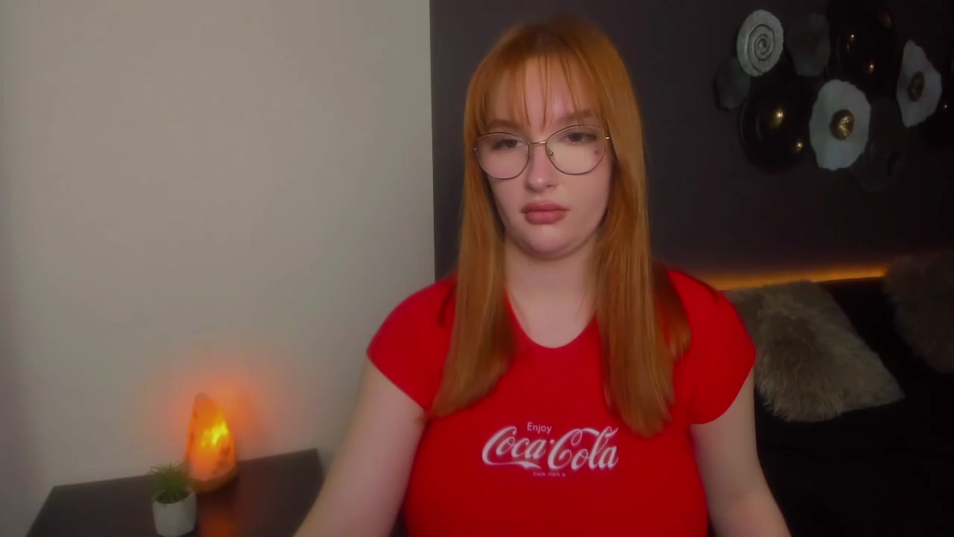 Gallery image thumbnail from AnaFoxy's myfreecams stream on, 03/29/2024, 09:45 image 10 of 20
