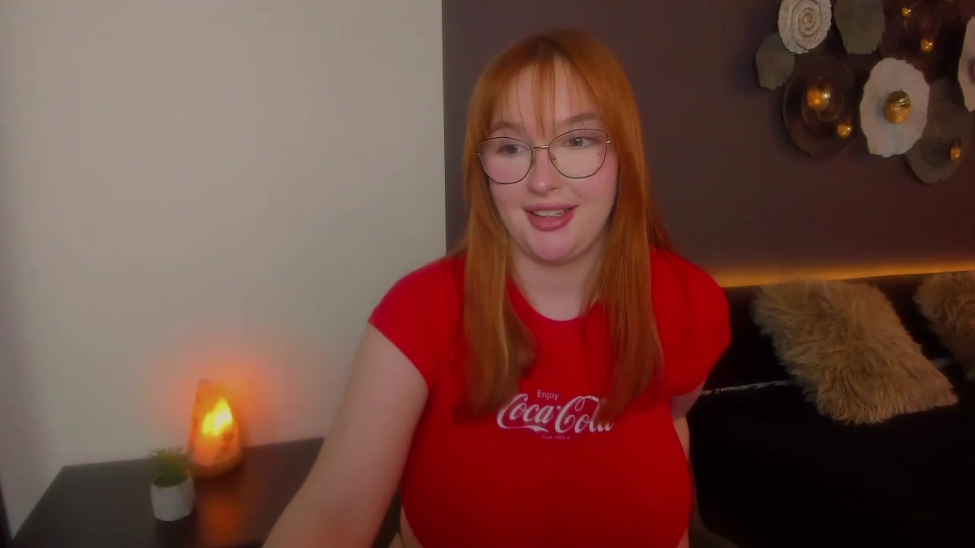 Gallery image thumbnail from AnaFoxy's myfreecams stream on, 03/30/2024, 11:48 image 3 of 20