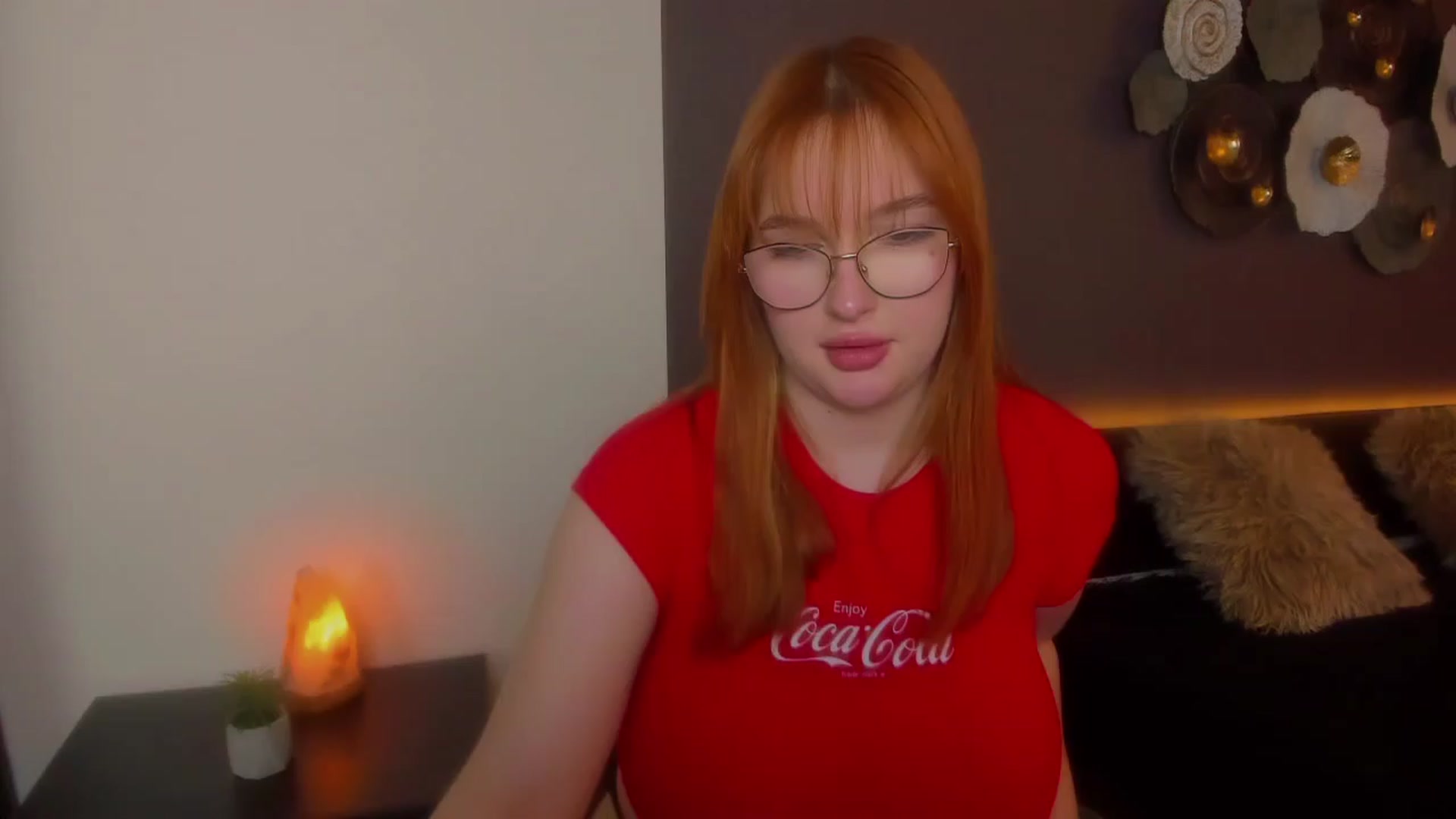 Gallery image thumbnail from AnaFoxy's myfreecams stream on, 03/30/2024, 11:48 image 14 of 20