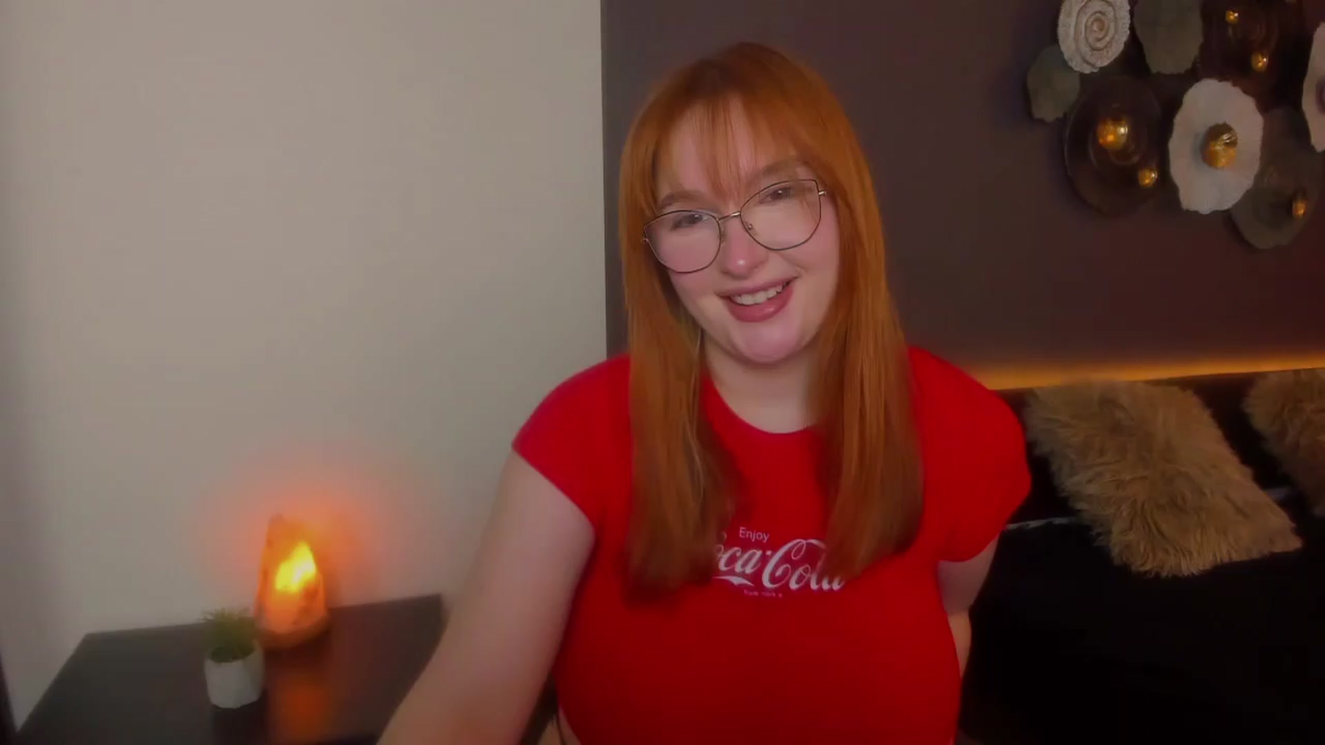 Gallery image thumbnail from AnaFoxy's myfreecams stream on, 03/30/2024, 12:15 image 5 of 20