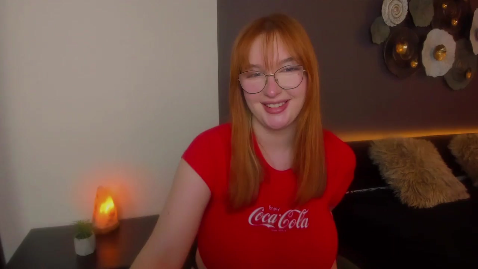 Gallery image thumbnail from AnaFoxy's myfreecams stream on, 03/30/2024, 12:15 image 20 of 20