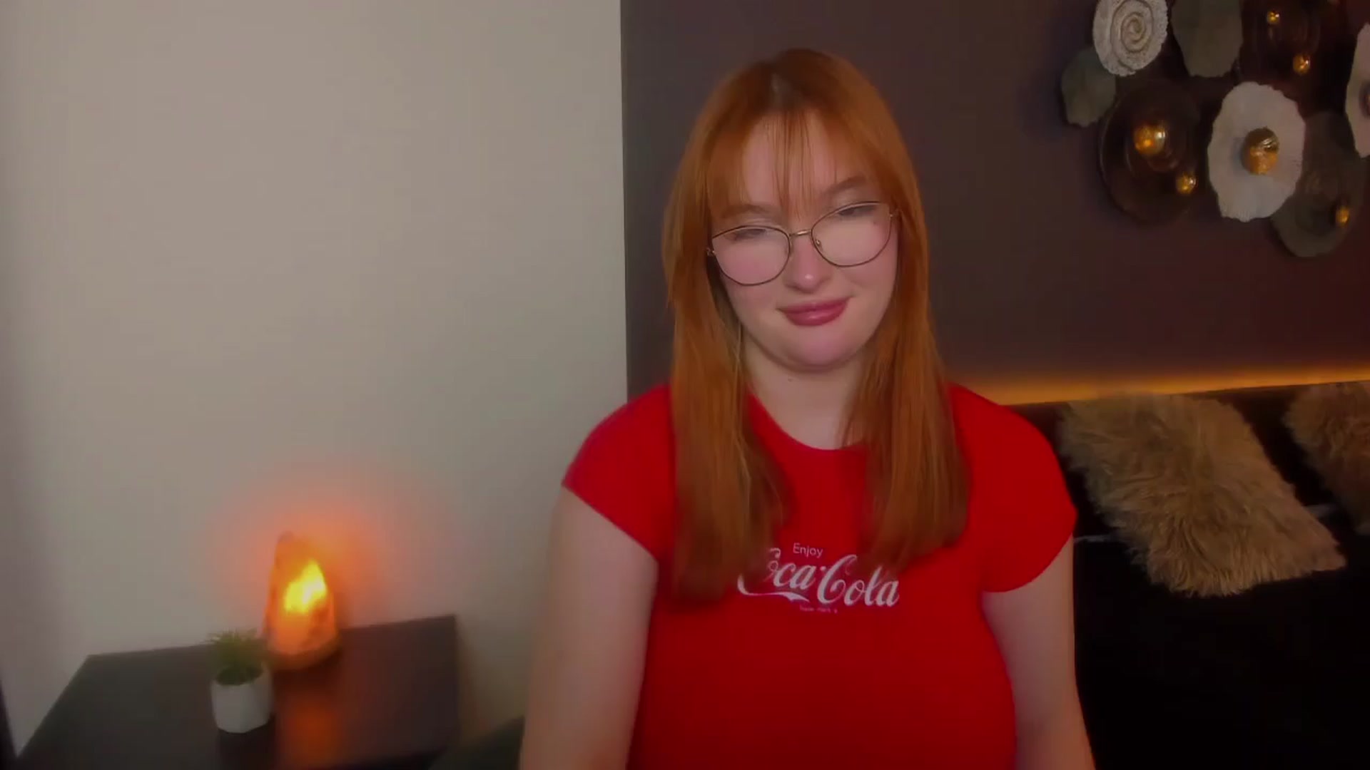 Gallery image thumbnail from AnaFoxy's myfreecams stream on, 03/30/2024, 12:15 image 9 of 20