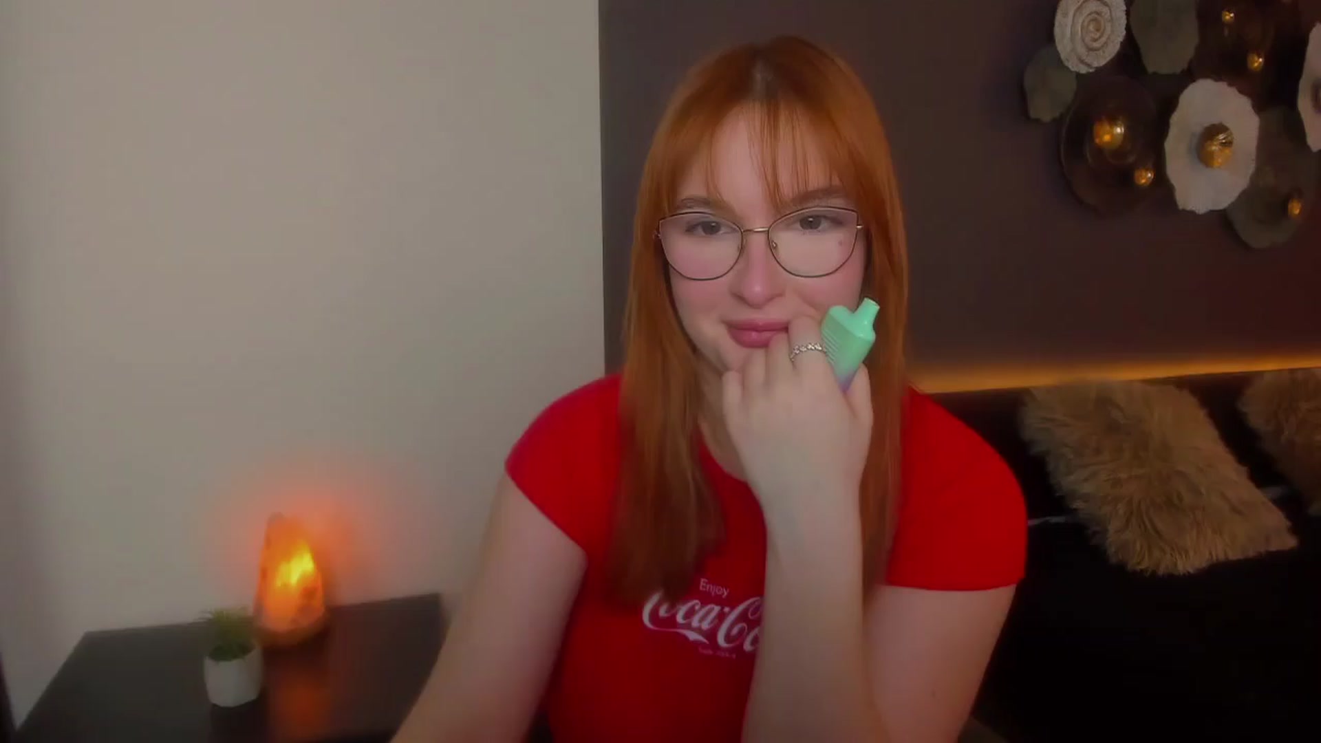 Gallery image thumbnail from AnaFoxy's myfreecams stream on, 03/30/2024, 12:15 image 3 of 20