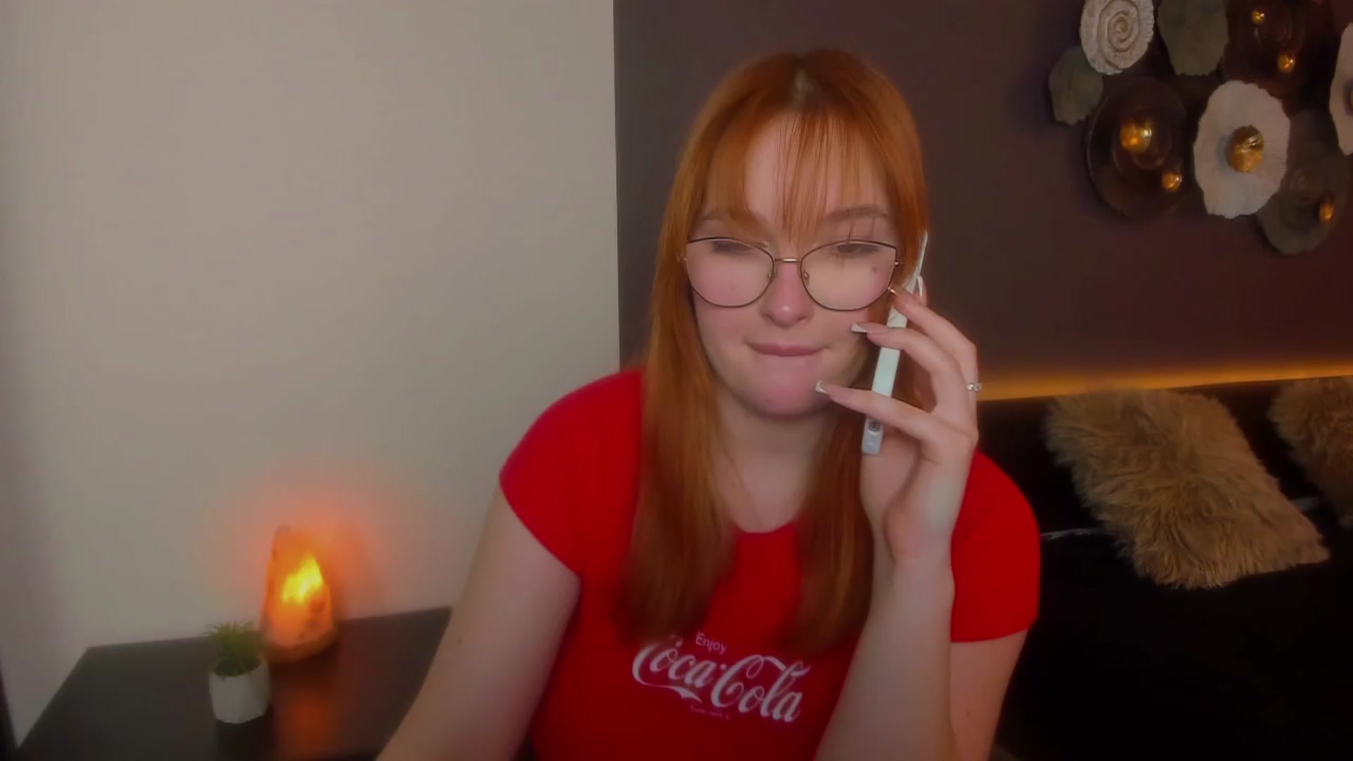 Gallery image thumbnail from AnaFoxy's myfreecams stream on, 03/30/2024, 12:15 image 18 of 20
