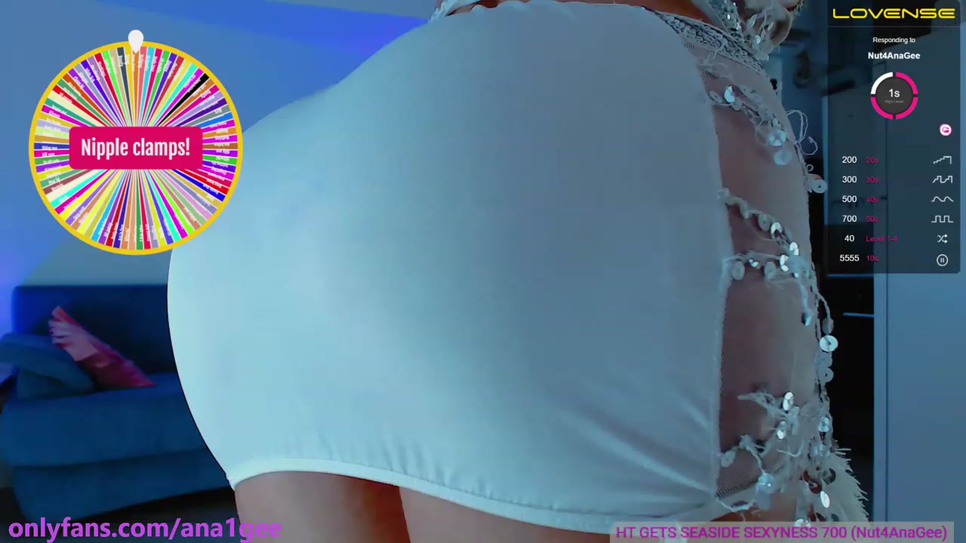 Gallery image thumbnail from AnaGee's myfreecams stream on, 07/09/2023, 17:06 image 15 of 20