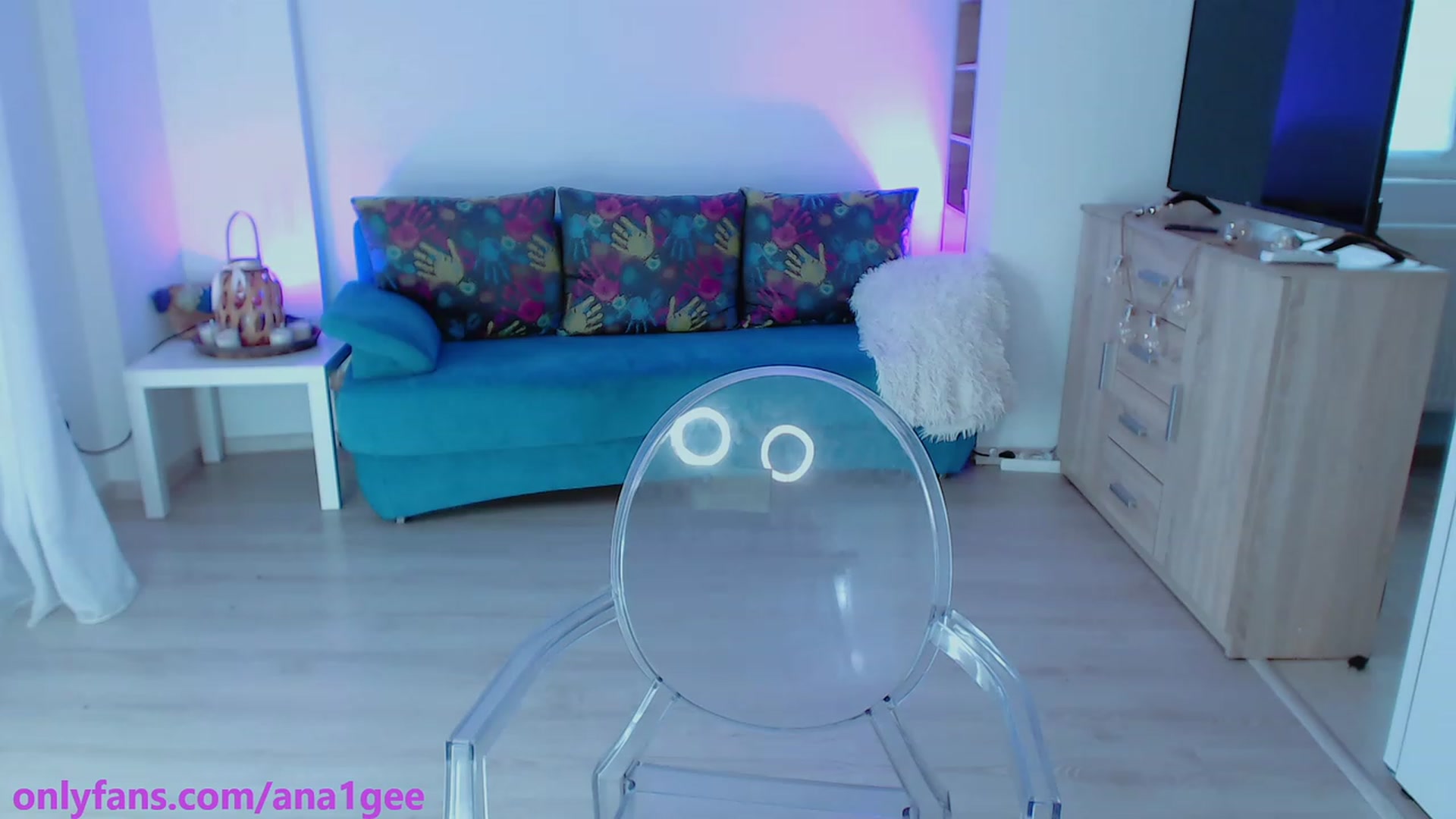 Gallery image thumbnail from AnaGee's myfreecams stream on, 07/29/2023, 17:54 image 11 of 20