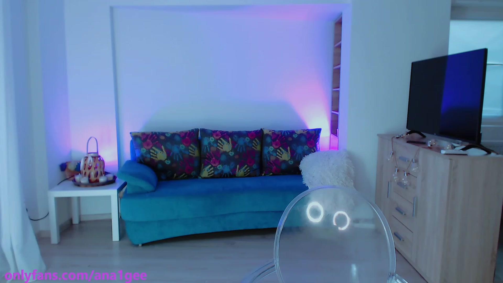 Gallery image thumbnail from AnaGee's myfreecams stream on, 07/29/2023, 17:54 image 18 of 20