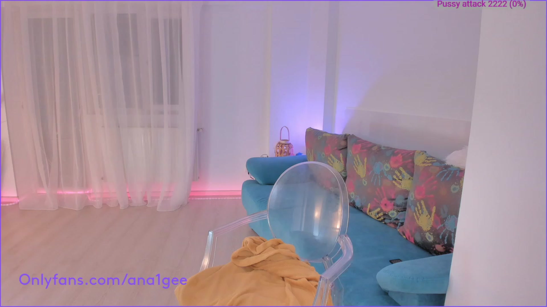 Gallery image thumbnail from AnaGee's myfreecams stream on, 09/16/2023, 19:58 image 10 of 20