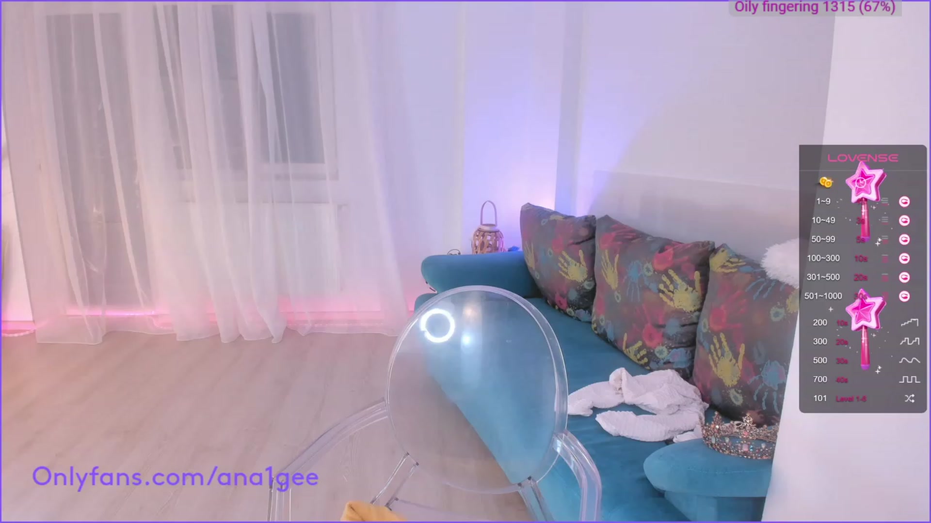Gallery image thumbnail from AnaGee's myfreecams stream on, 09/17/2023, 18:44 image 12 of 20
